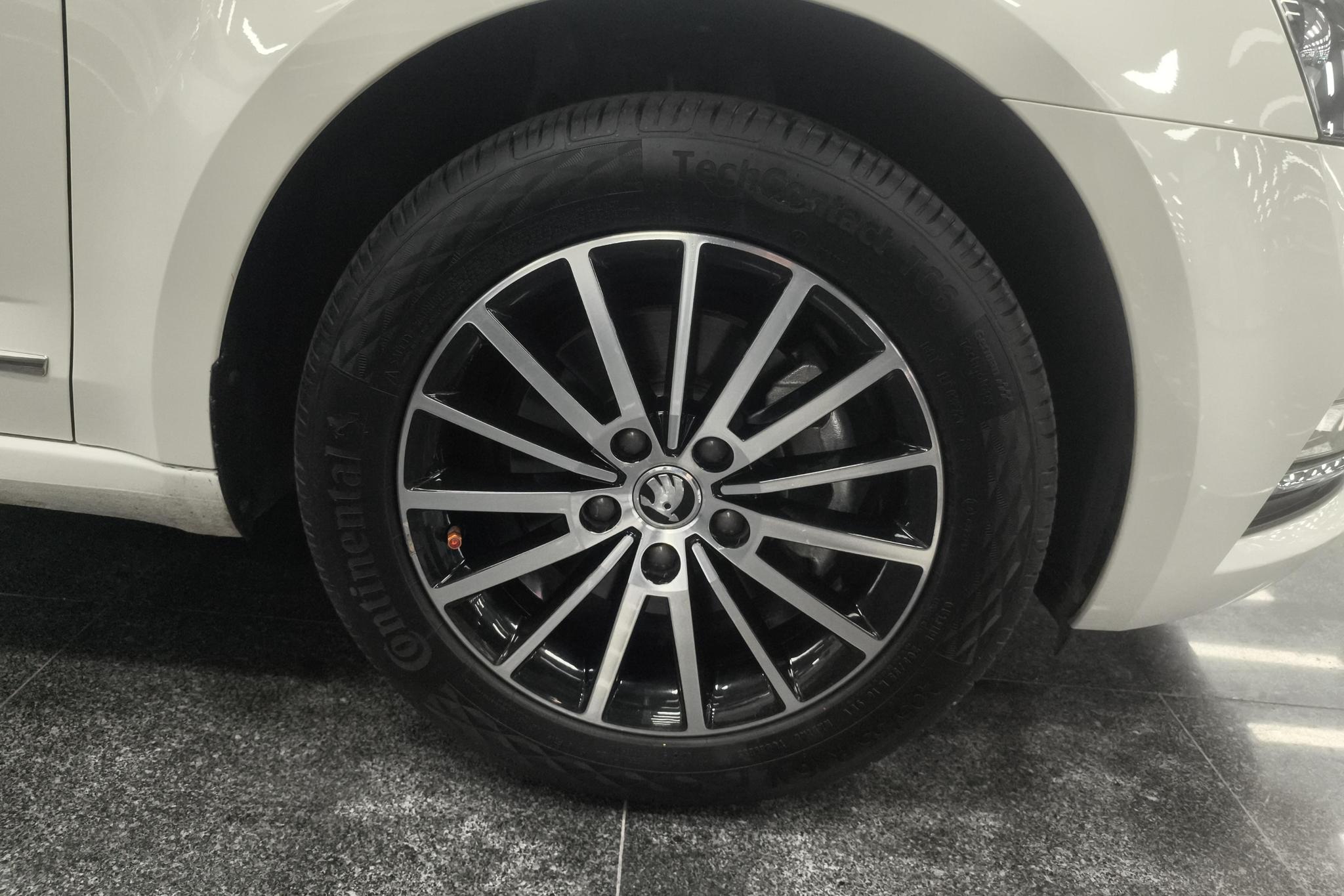 Skoda Octavia 2019 1.5L AT Comfort
