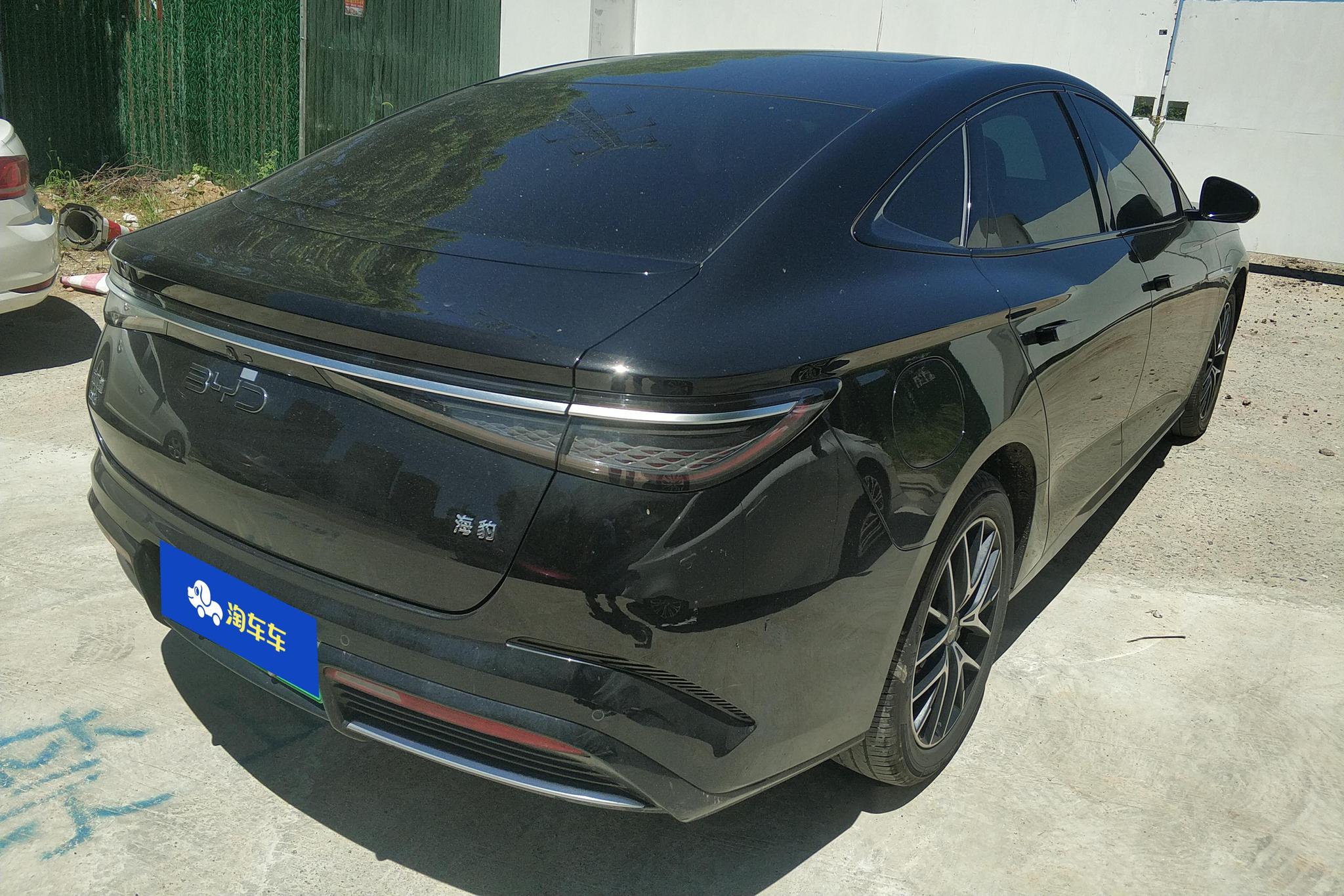BYD SealDM DM 2024 DM-i 1.5L 121KM Luxury