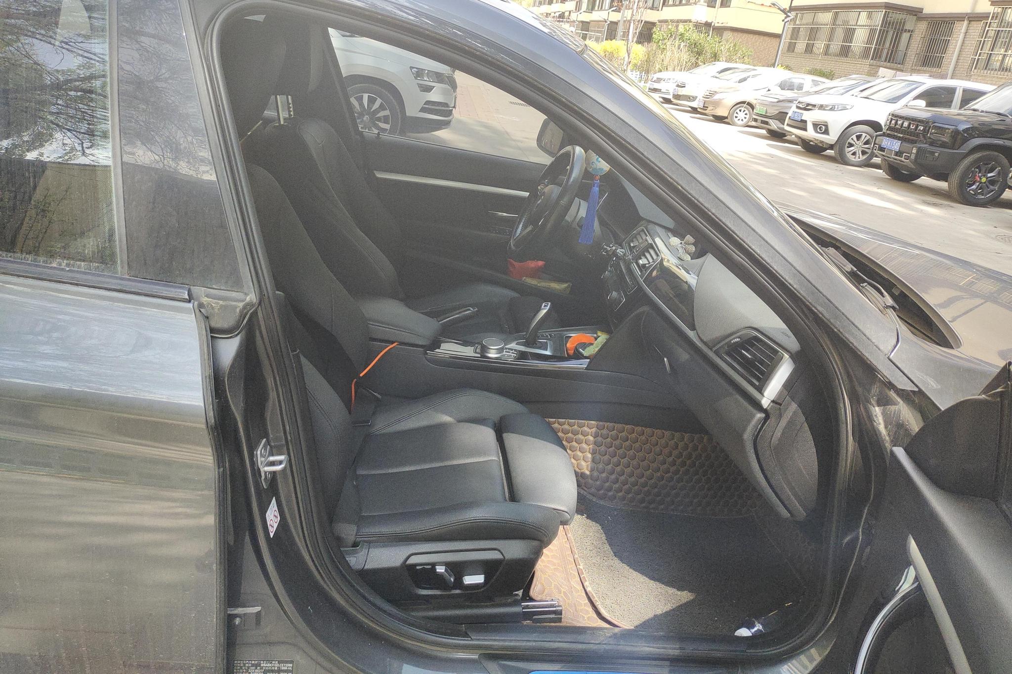 BMW 3 Series GT 3 GT 2020 320i M Sport