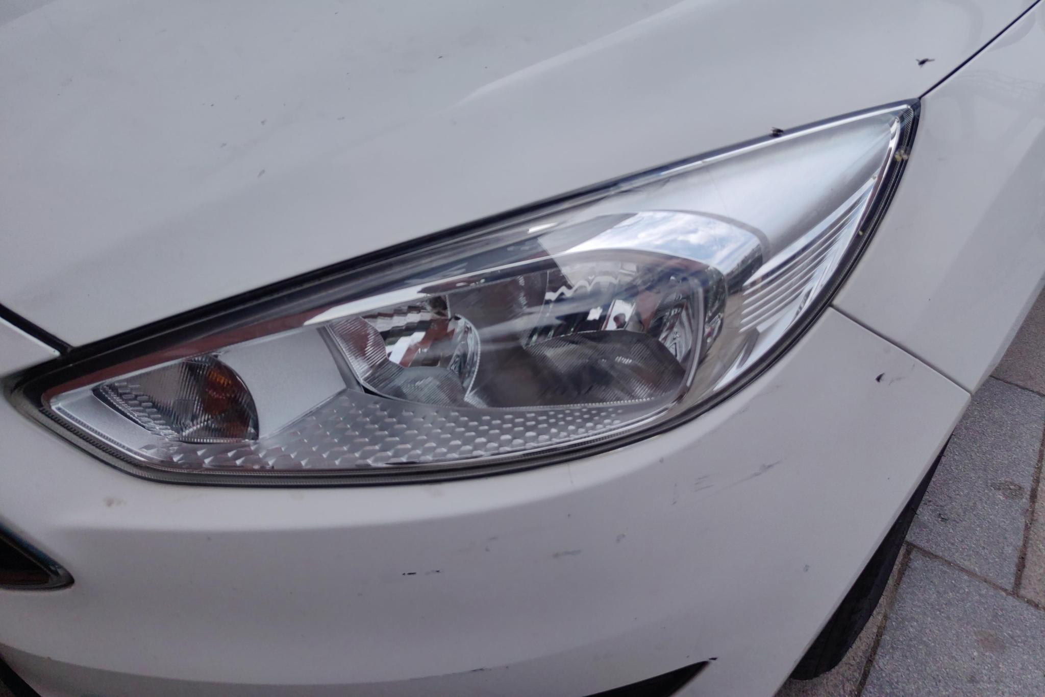 Ford Focus 2015 EcoBoost 125 AT