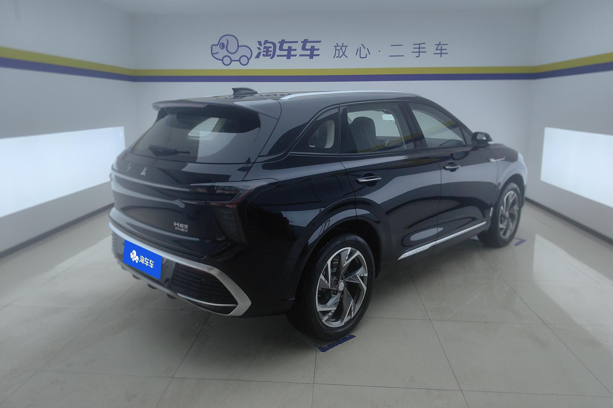 Hongqi HS3 PHEV 2024 115km