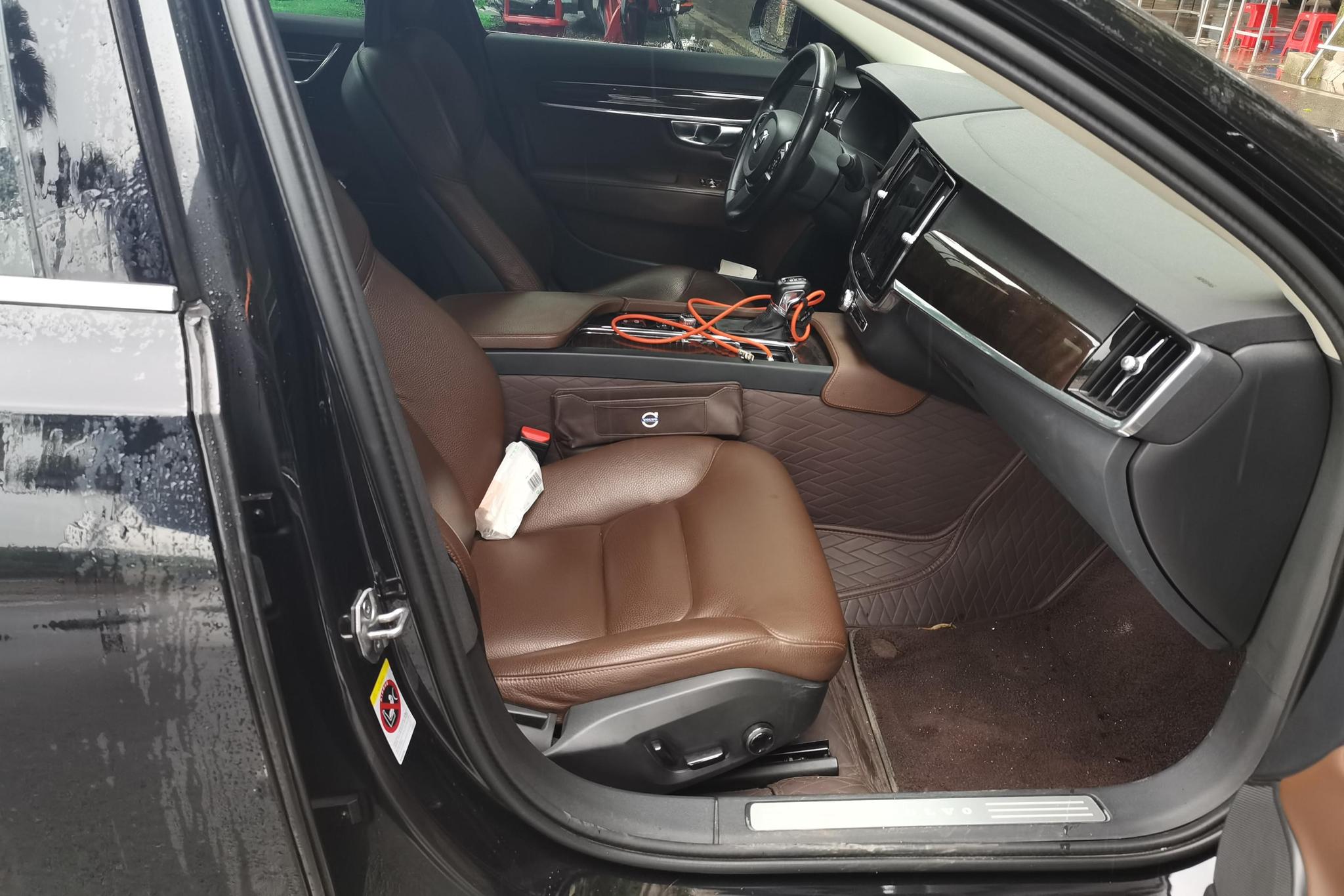 Volvo S90 2018 T5