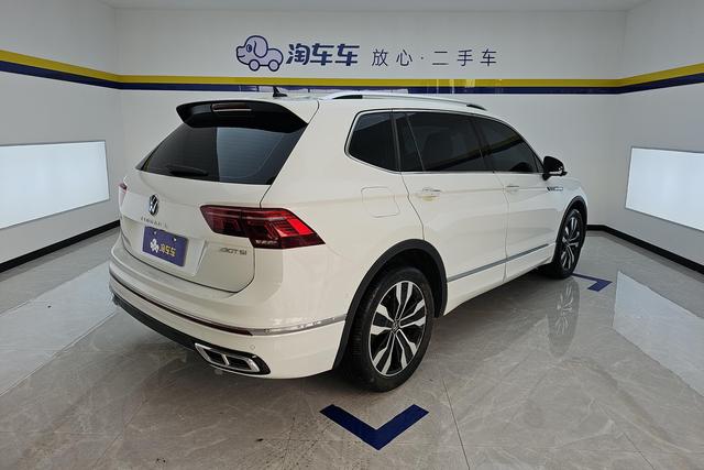 Volkswagen Tiguan L 2024 - фото 9