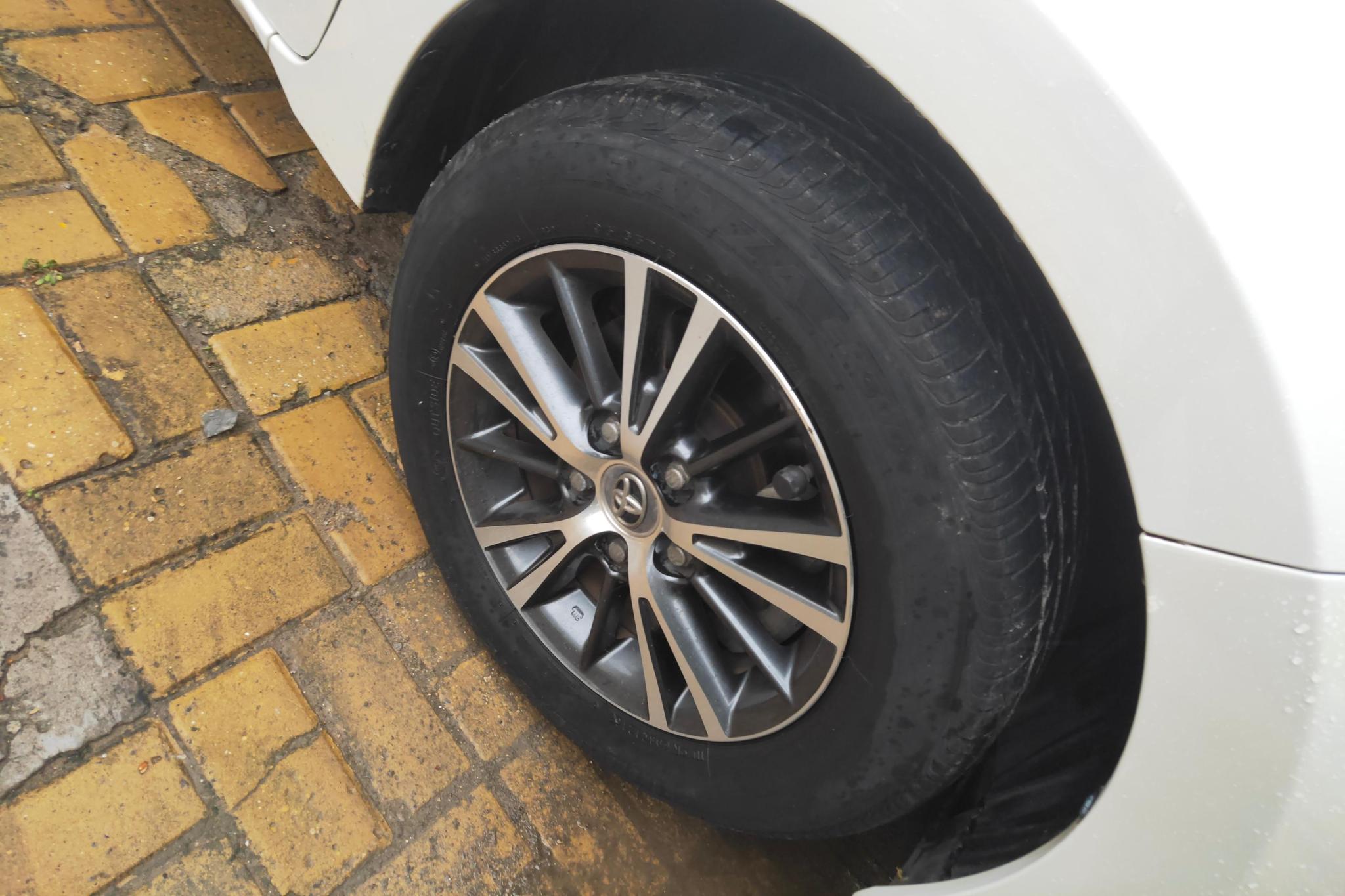 Toyota Corolla Levin 2016 1.6G CVT Elite