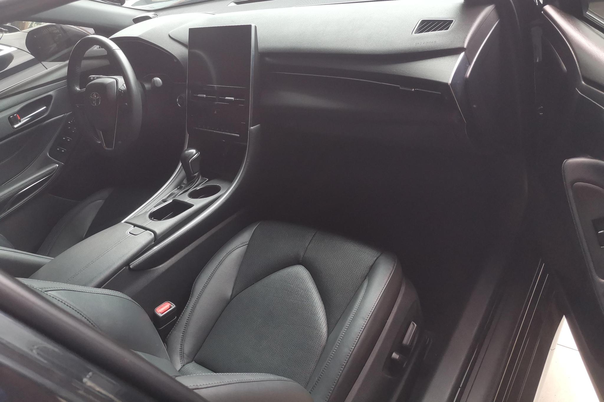 Toyota Avalon 2023 2.0L CVT Luxury