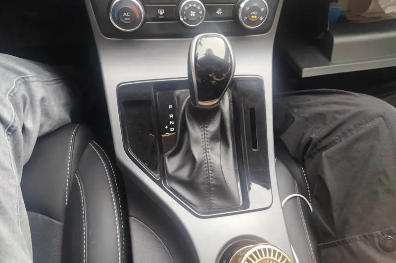 Geely Emgrand 1.5 L CVT Comfort — фото 10