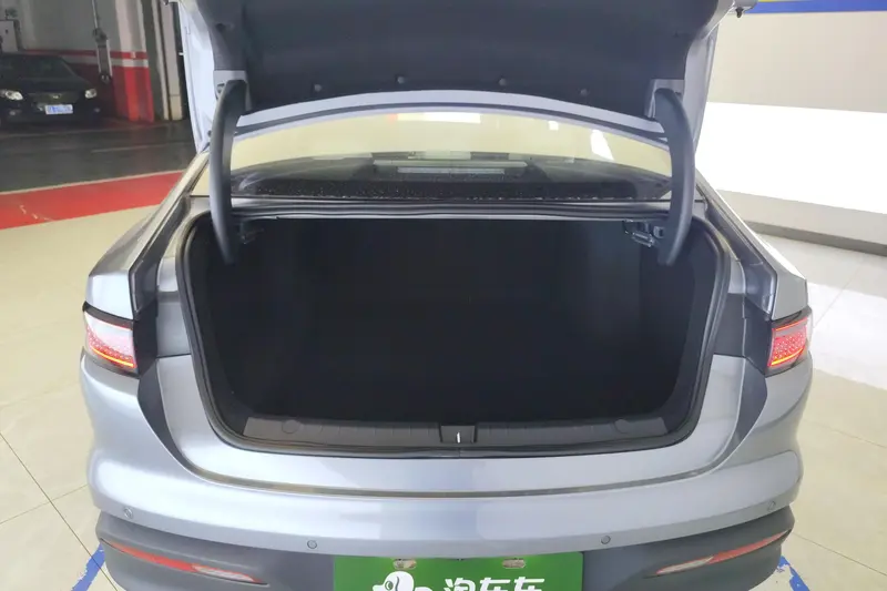 BYD Seal 05 — фото 13