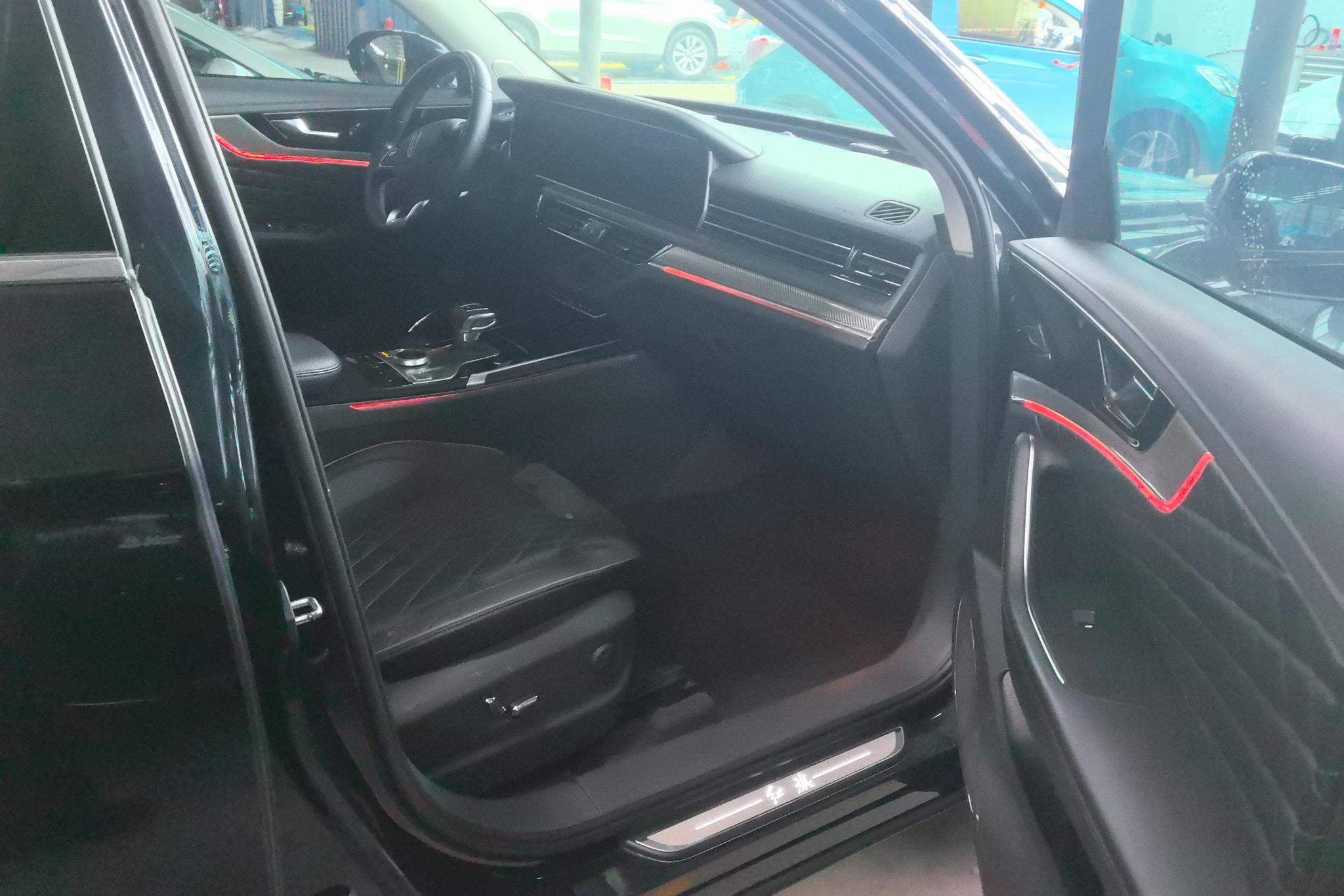 Hongqi HS5 2022 2.0T