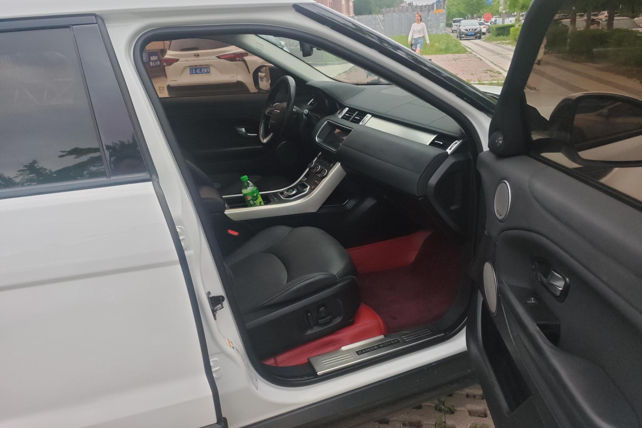 Land Rover Range Rover Evoque 2018 240PS SE
