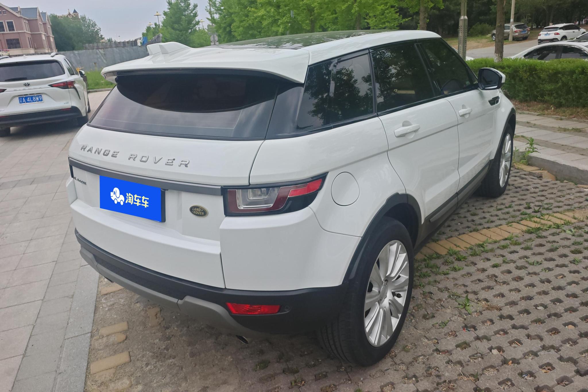 Land Rover Range Rover Evoque 2018 240PS SE
