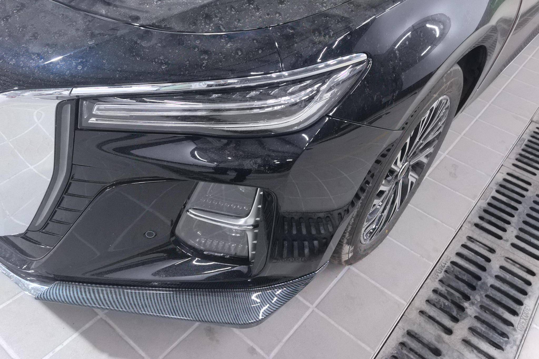 Hongqi H5 2025 2.0T AT