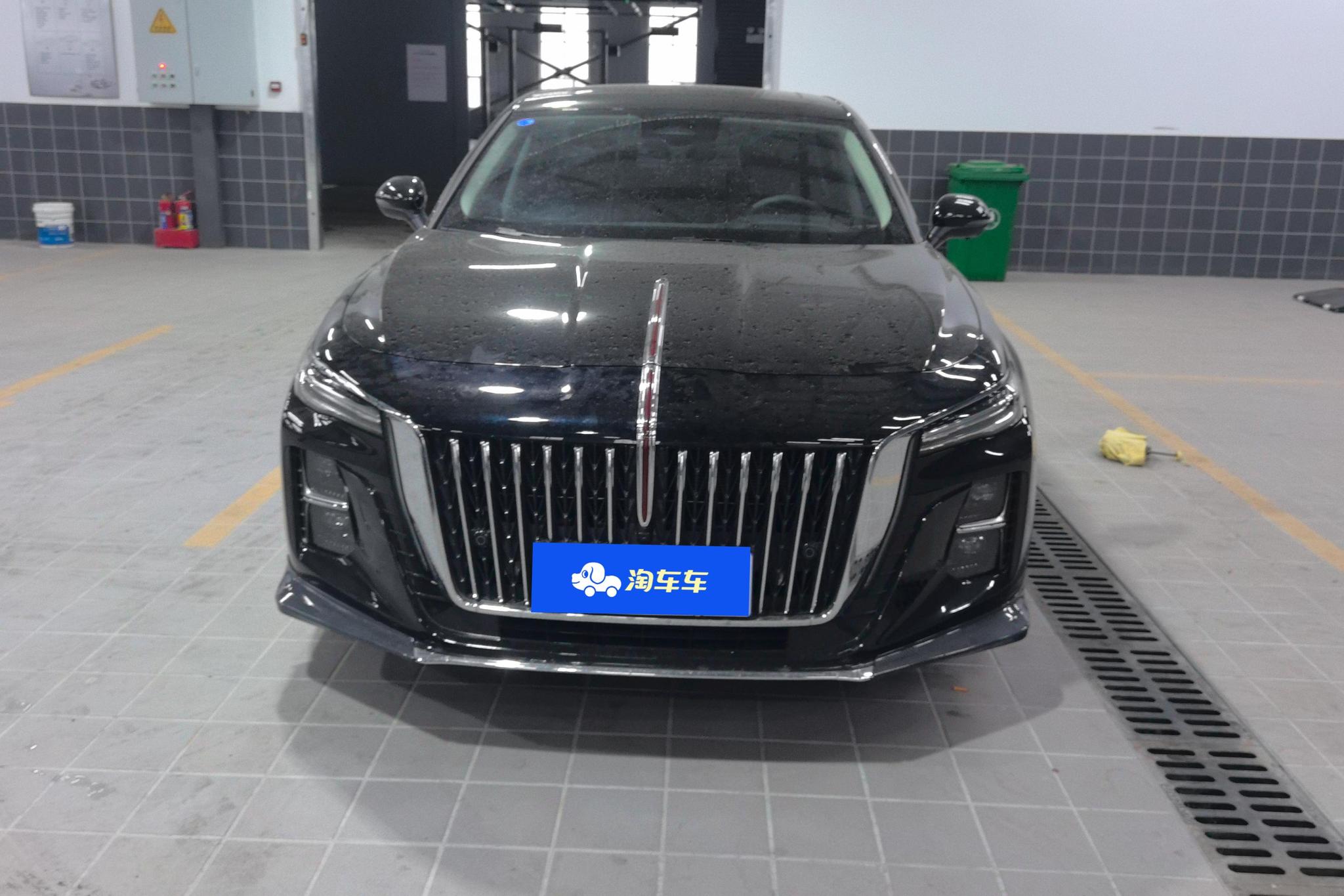Hongqi H5 2025 2.0T AT