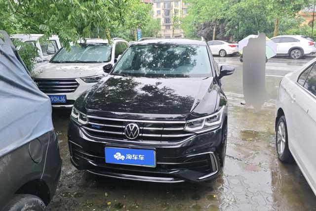 Volkswagen Tiguan L — фото 2