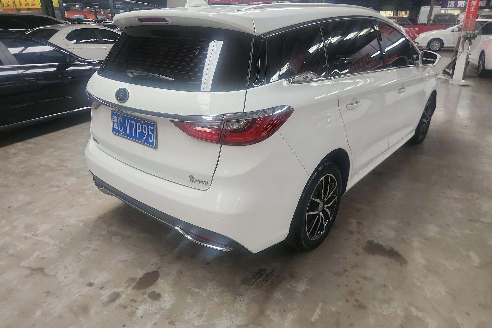 BYD Song MAX MAX 2018 1.5T AT Elite 6 мест