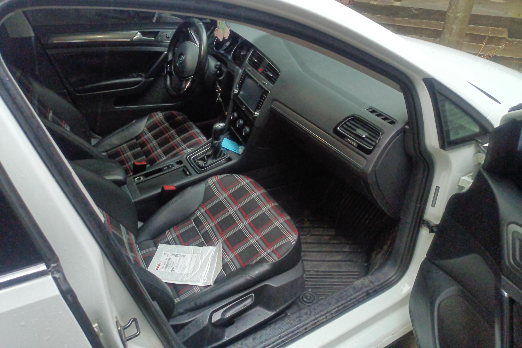 Volkswagen Golf 2014 1.4TSI AT Comfort