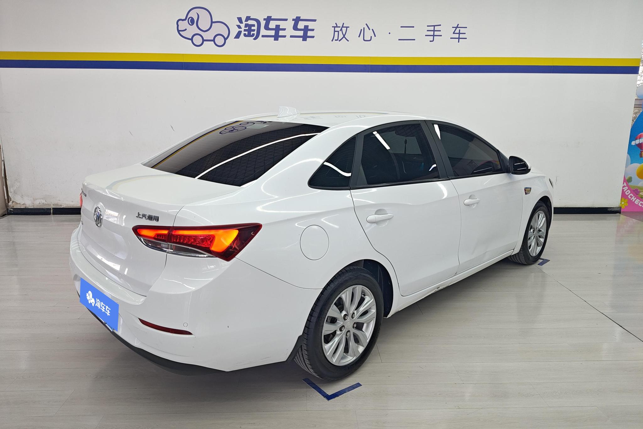 Buick Excelle 2018 15T DCT Elite V