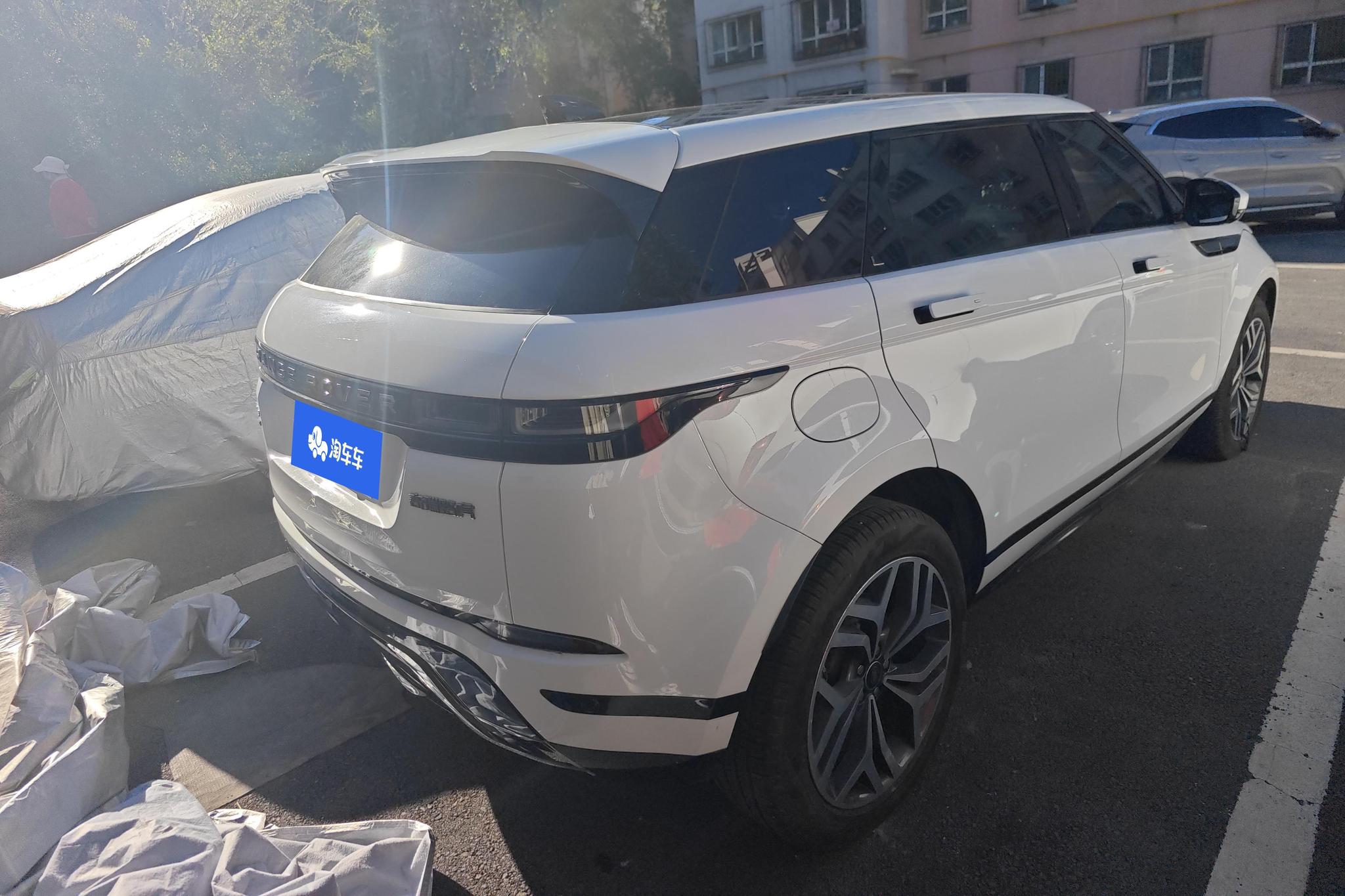Land Rover Range Rover Evoque 2023 L 249PS R-Dynamic Luxury