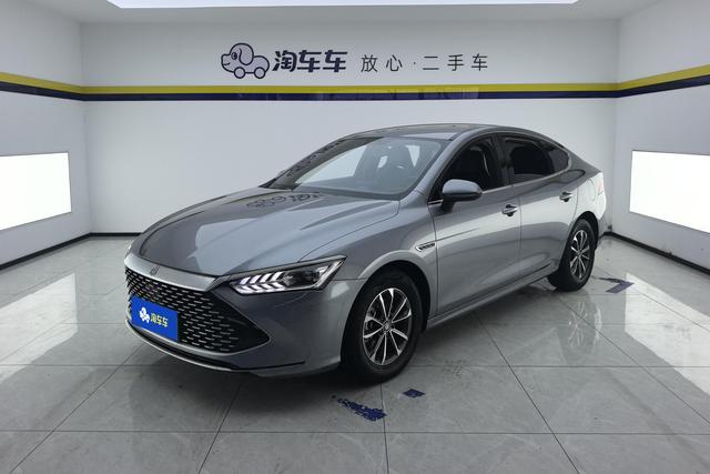 BYD QIN PLUS Hybrid 2023 — фото 1