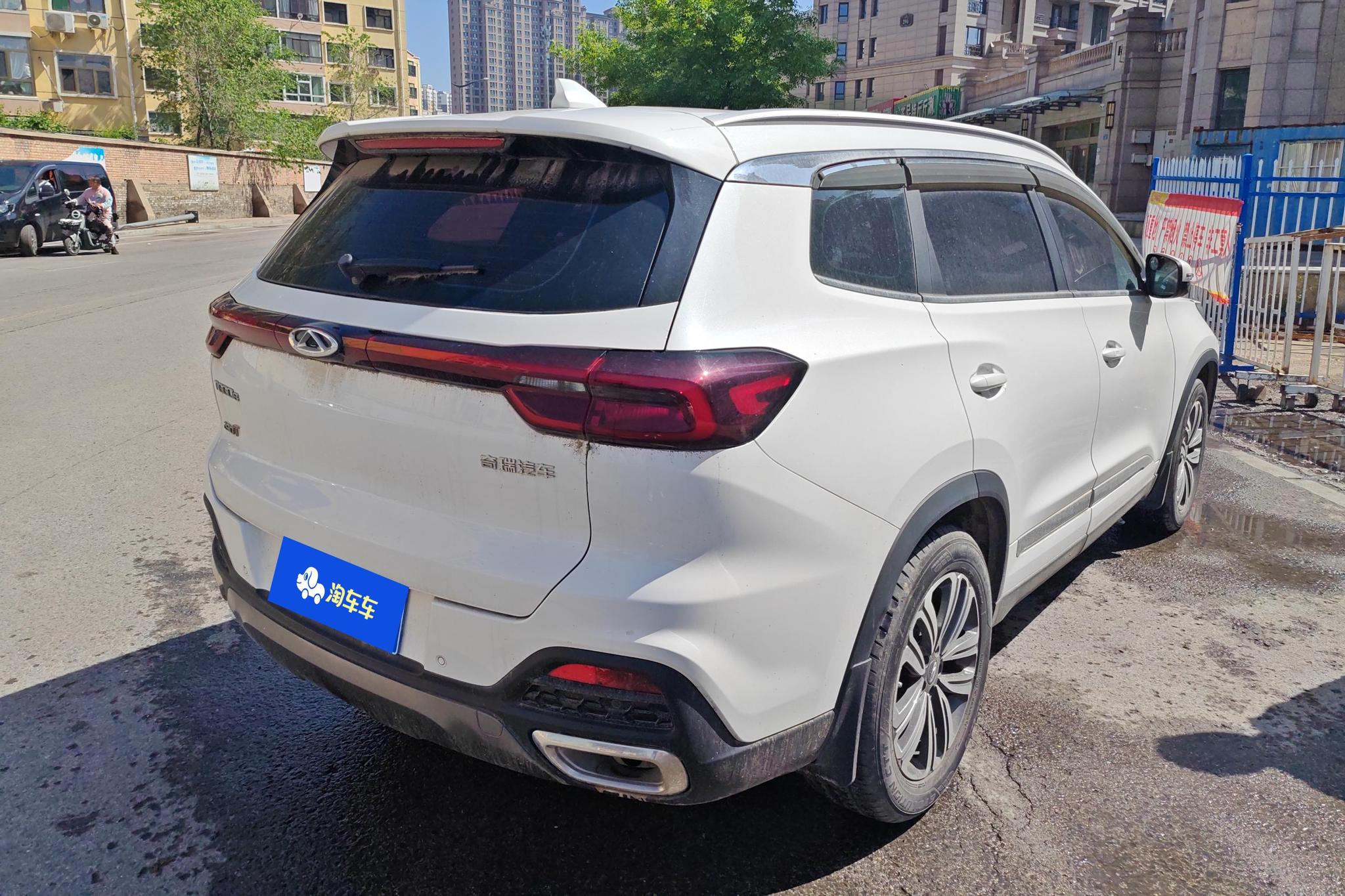 Chery Tiggo 8 8 2020 290TGDI AT Luxury мест