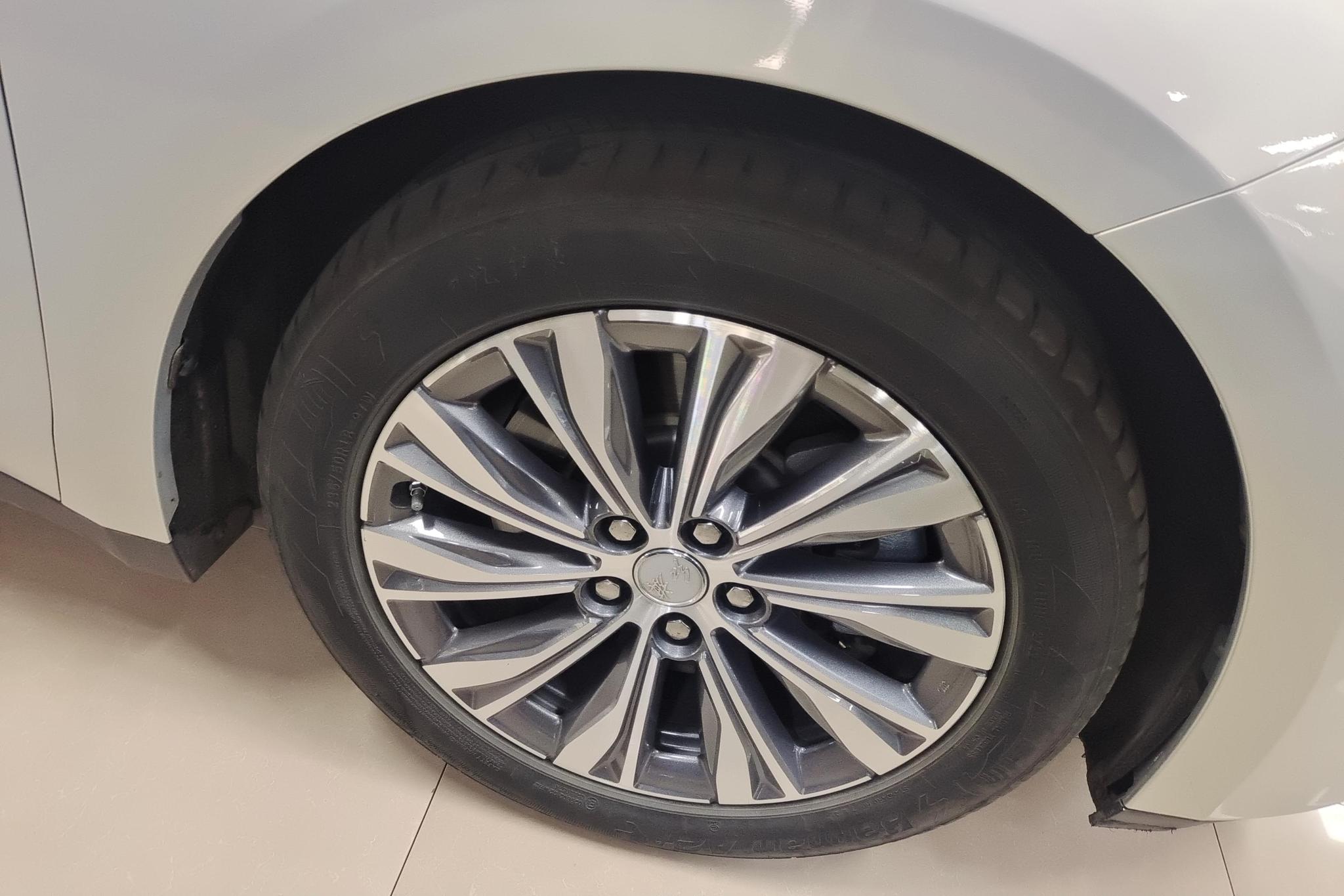 Hongqi E-QM5 2022 431km 5 мест
