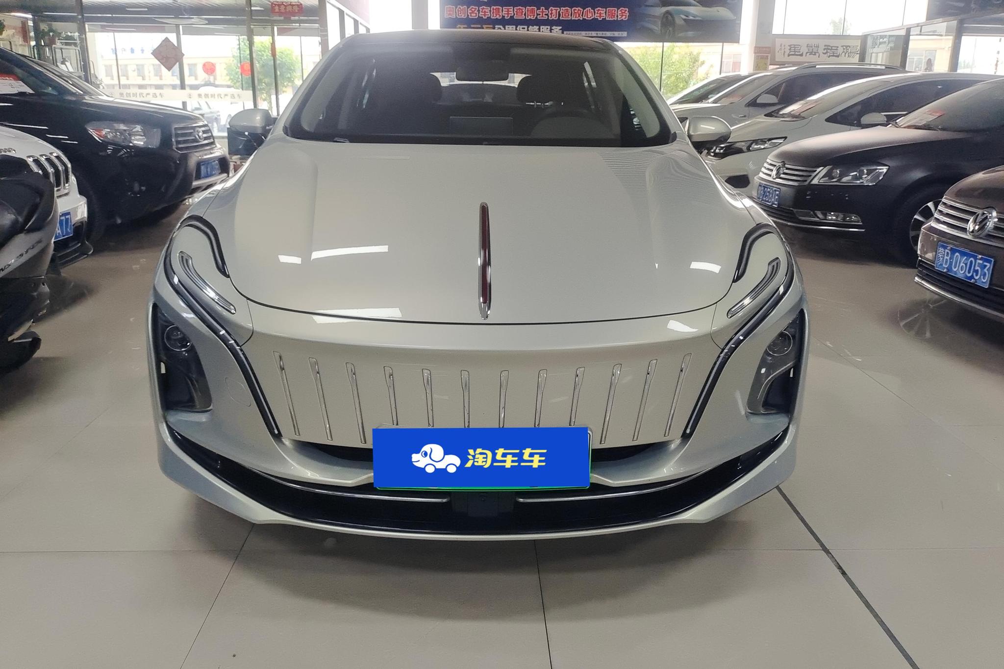 Hongqi E-QM5 2022 431km 5 мест