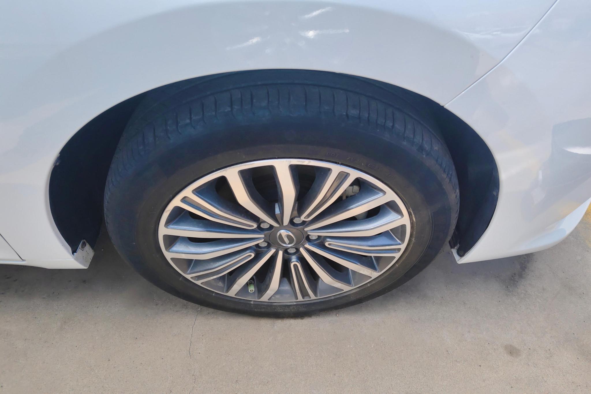 GAC M6 2021 270T AT Luxury 7 мест