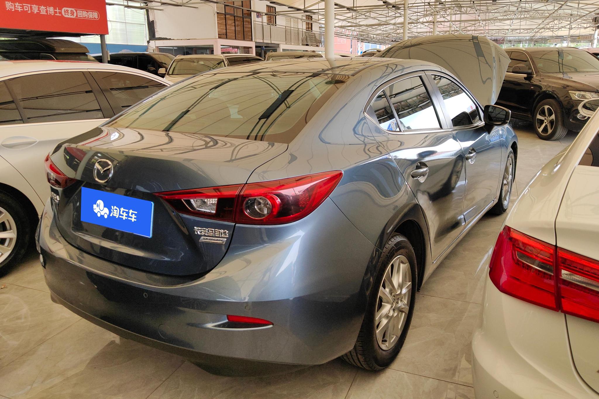Mazda Mazda3 3 2017 1.5L AT Luxury V