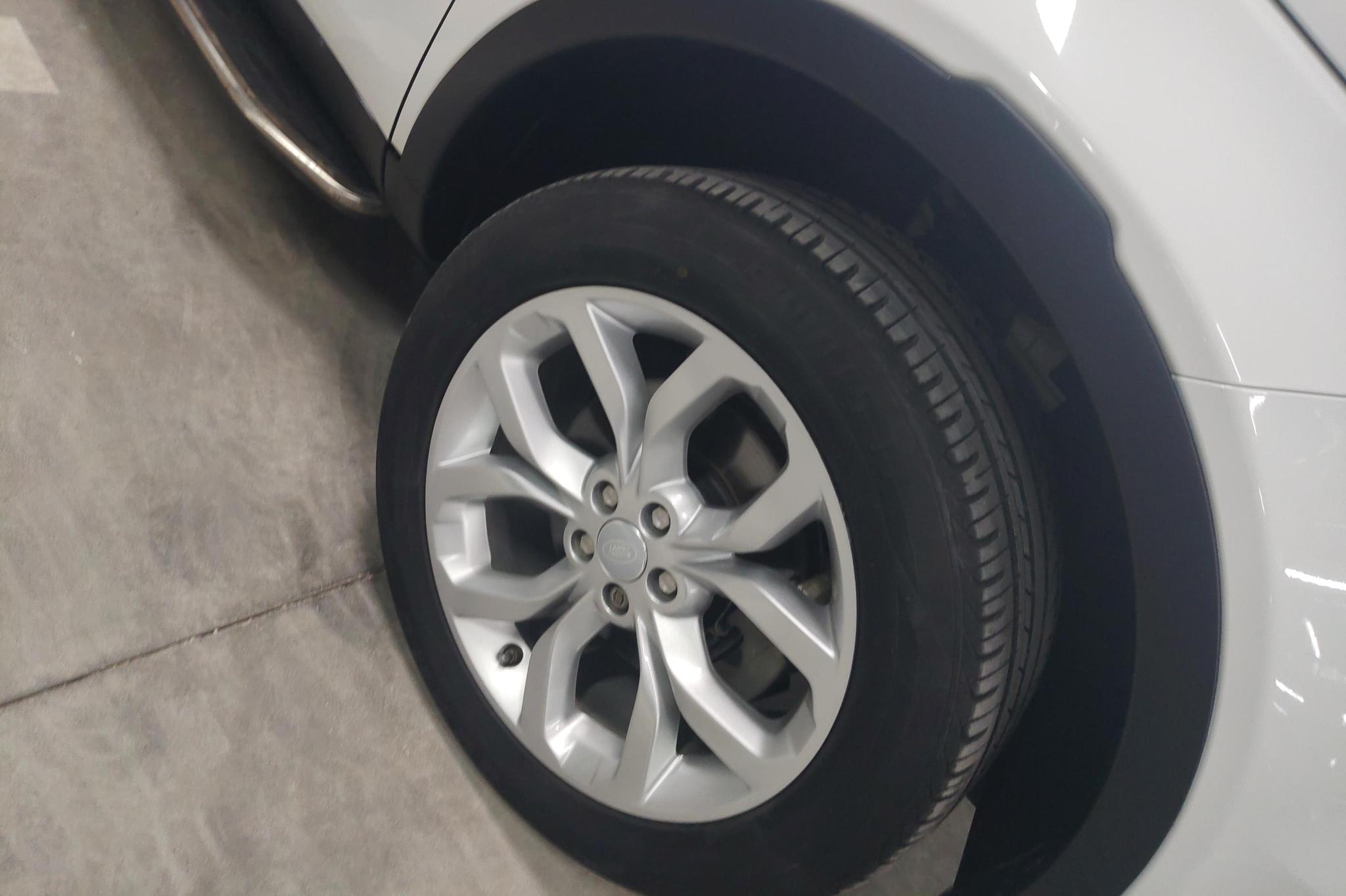 Land Rover Discovery Sport 2016 2.0T HSE