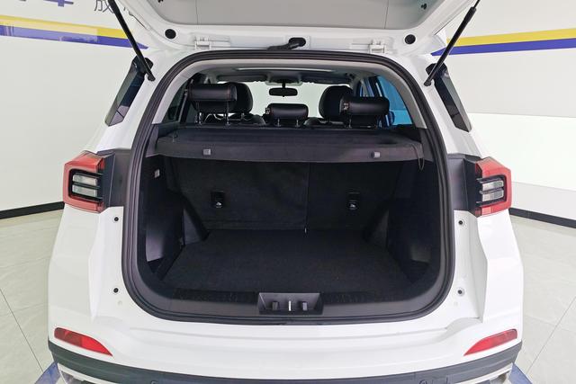 Chery 5x 2022 1.5 L CVTLuxury — фото 17