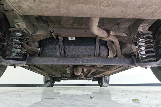 Chery 5x 2022 1.5 L CVTLuxury — фото 6
