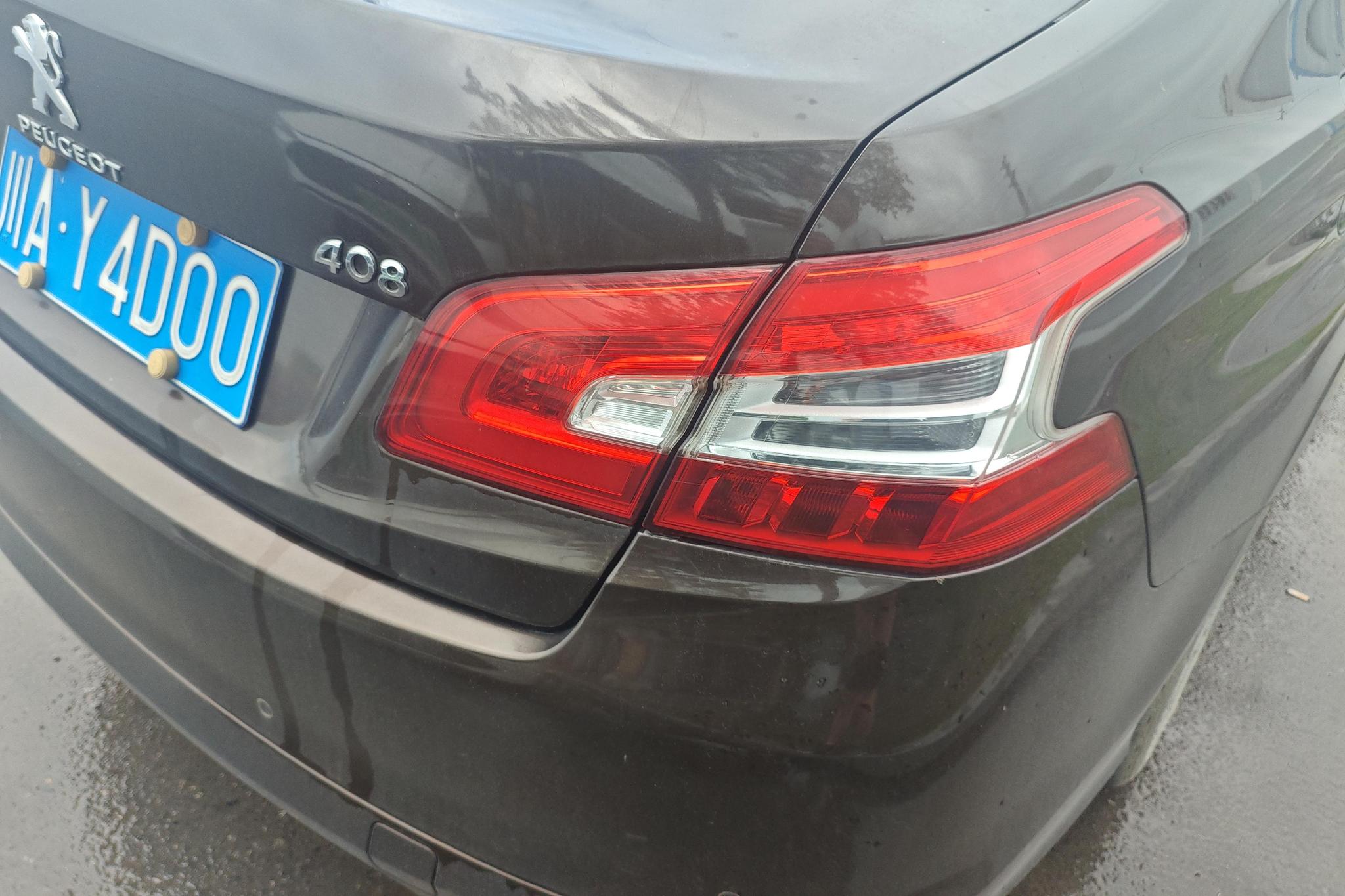 Peugeot 408 2018 1.8L MT Lead