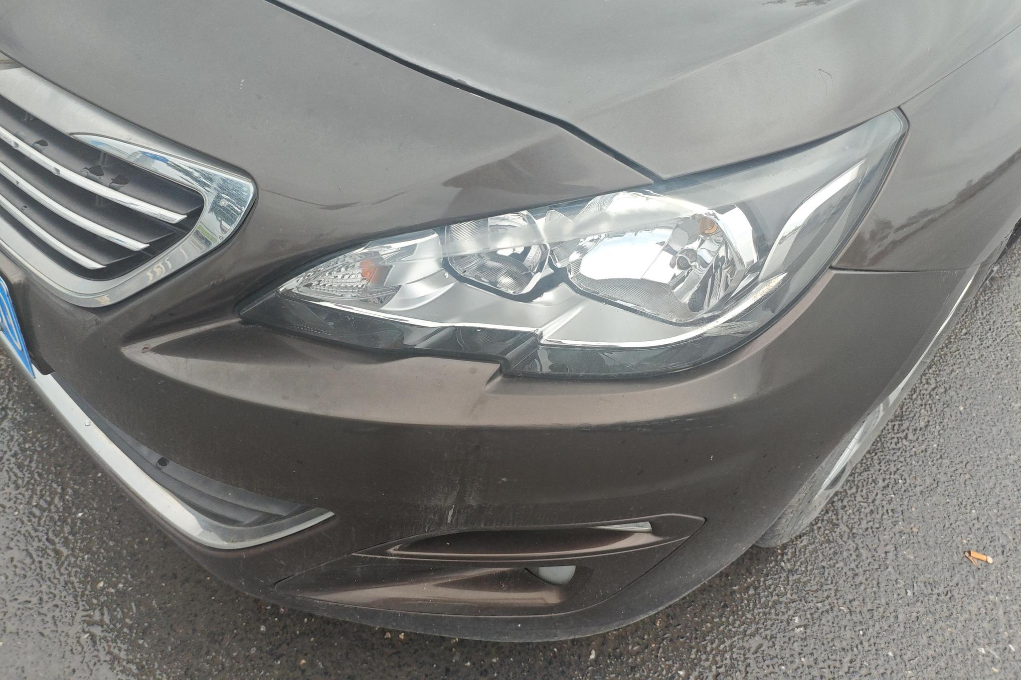 Peugeot 408 2018 1.8L MT Lead