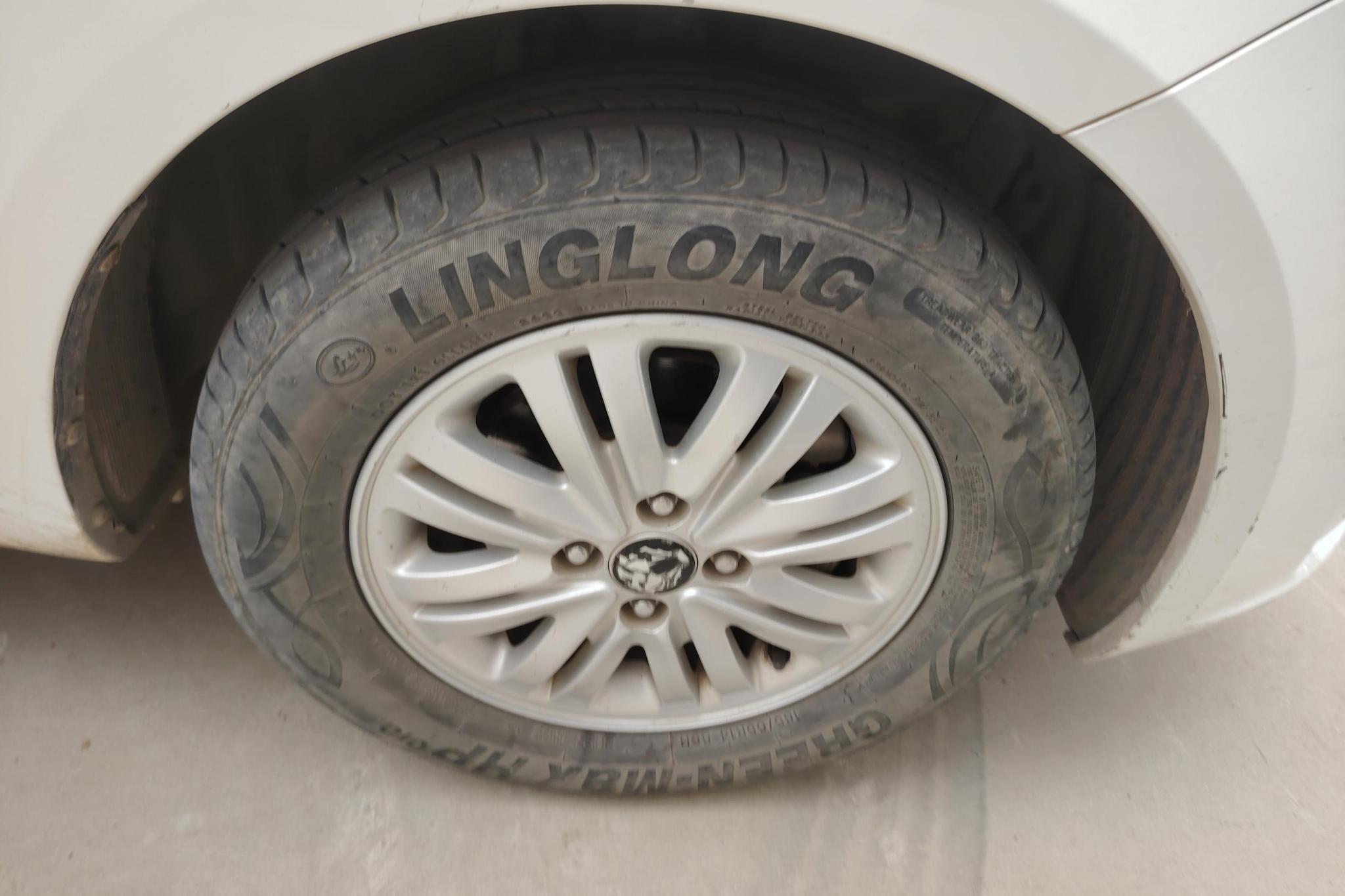 Kia K2 2012 1.4L MT TOP