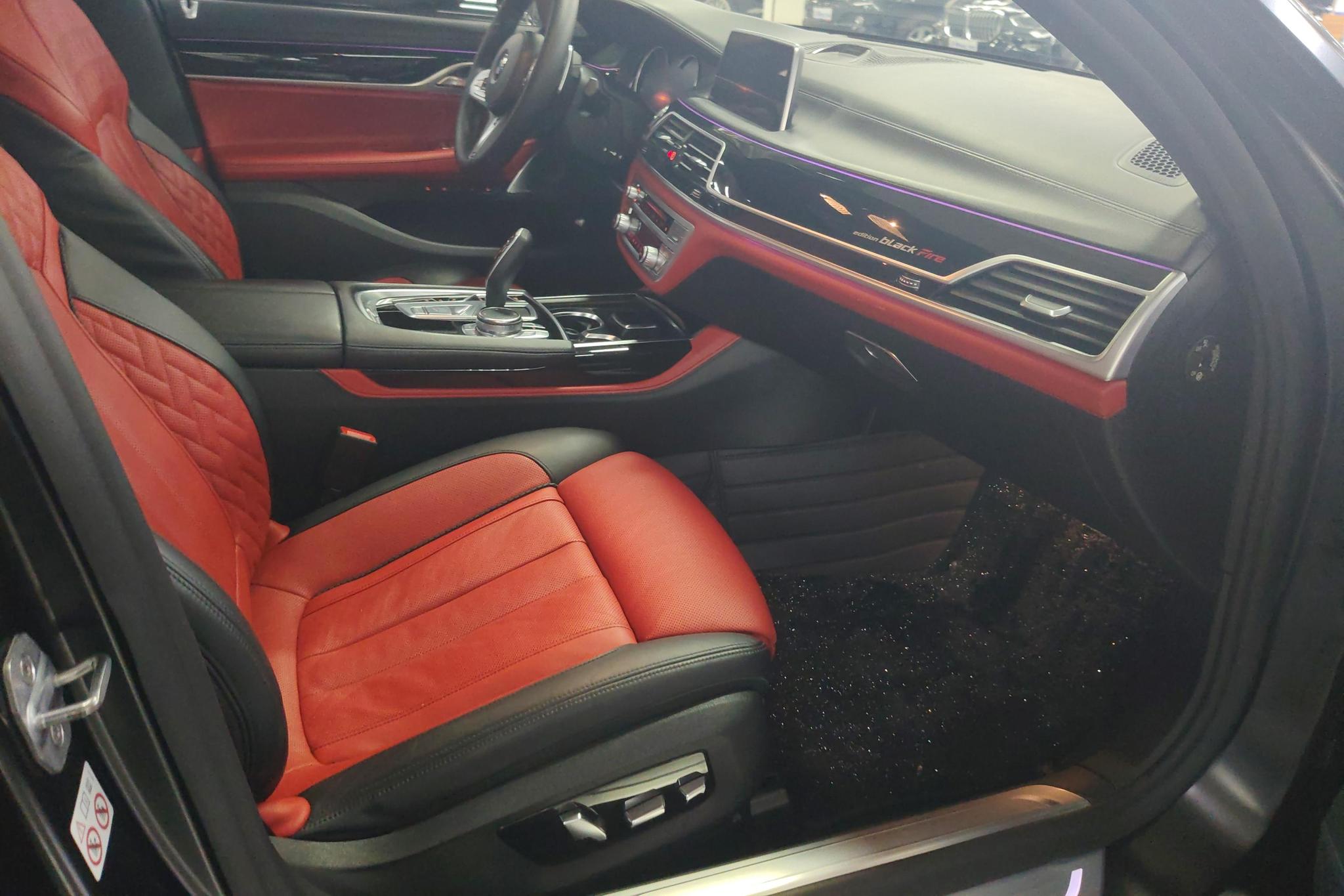 BMW 7 Series 7 2018 740Li xDrive Premium M Sport