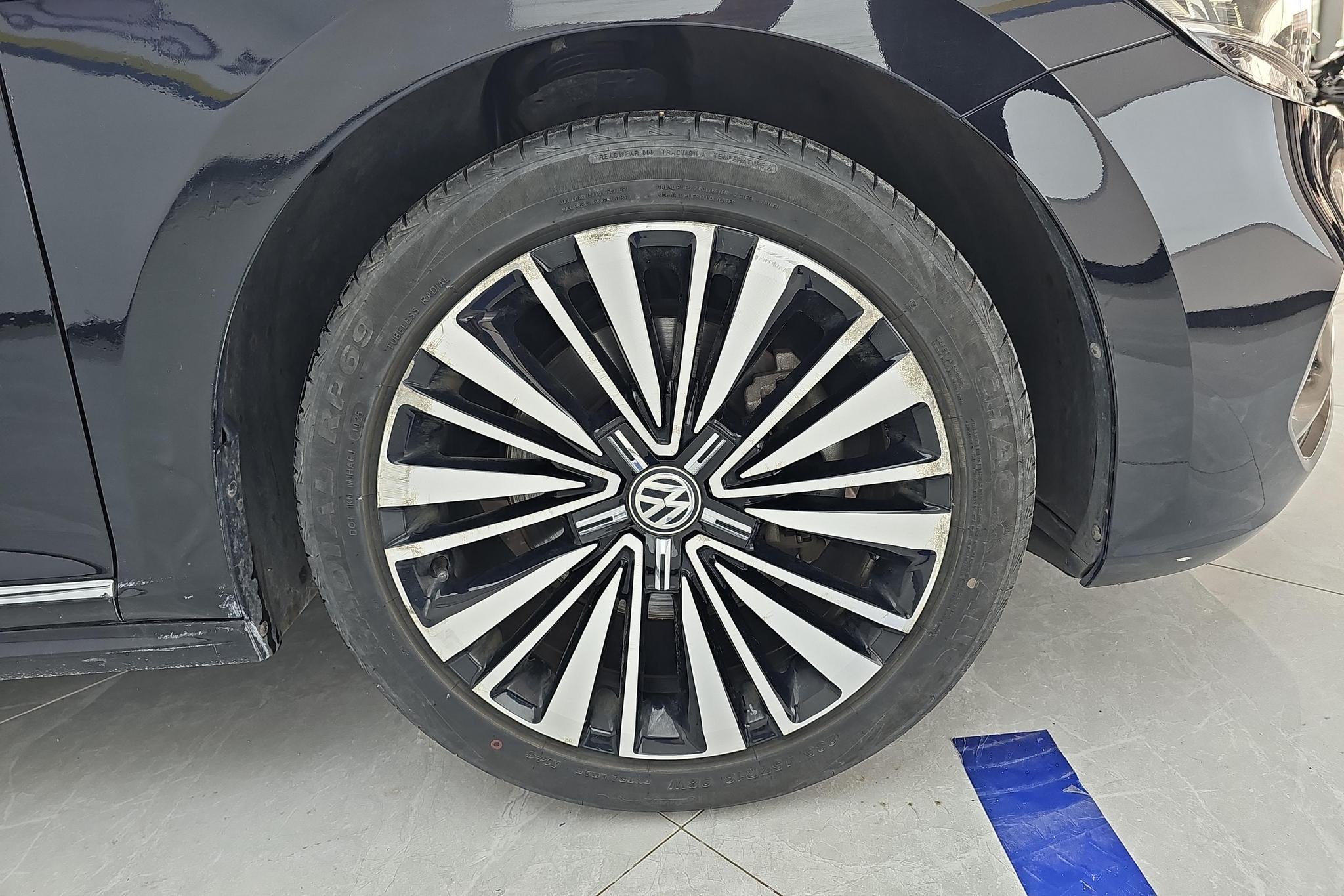 Volkswagen Passat 2019 330TSI Luxury VI