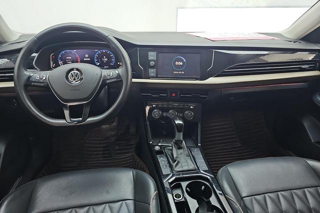 Volkswagen Passat 2019 330 TSI VI — фото 13