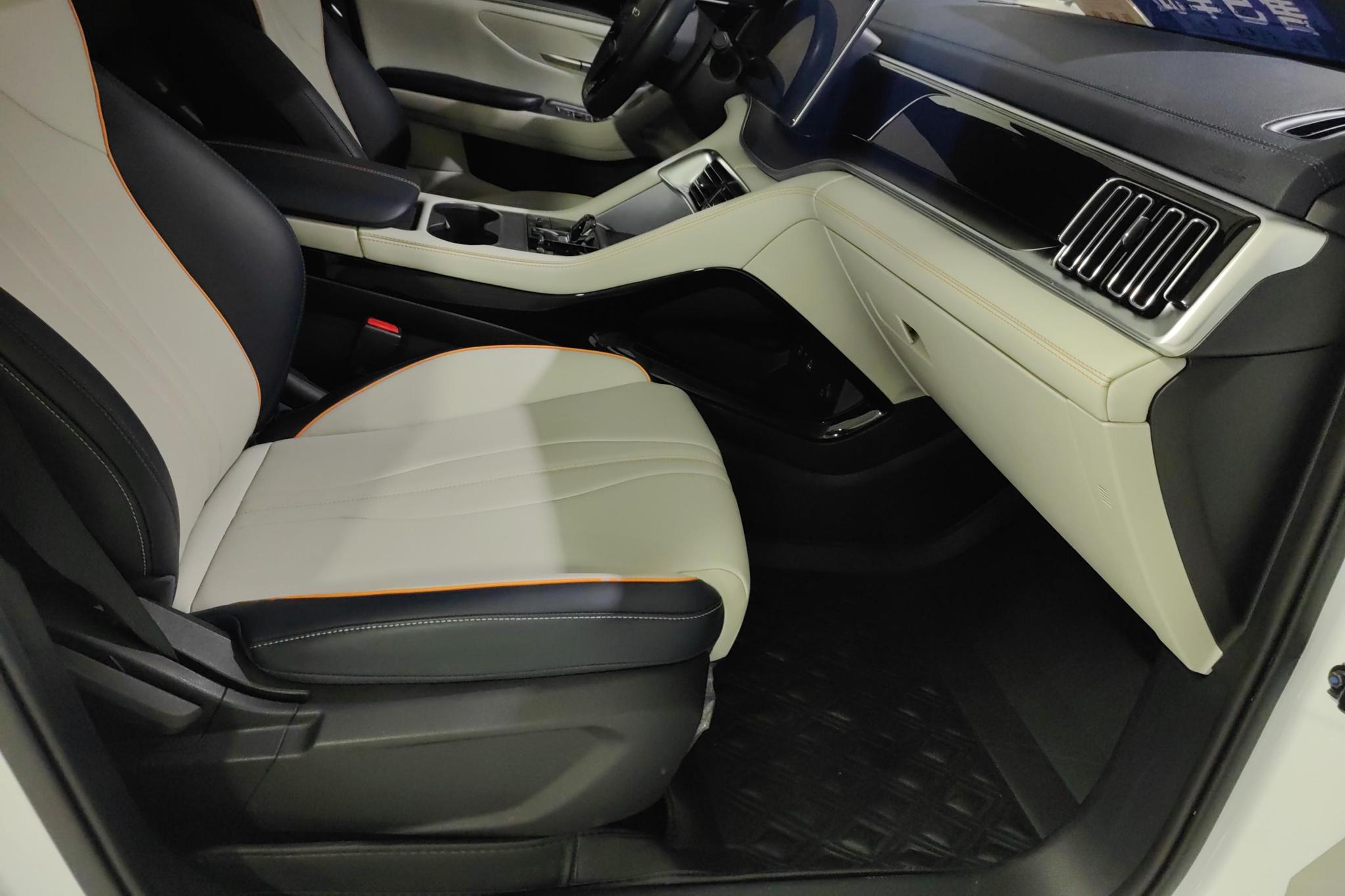 BYD Song Plus PLUS DM 2023 DM-i Champion 110KM Flagship