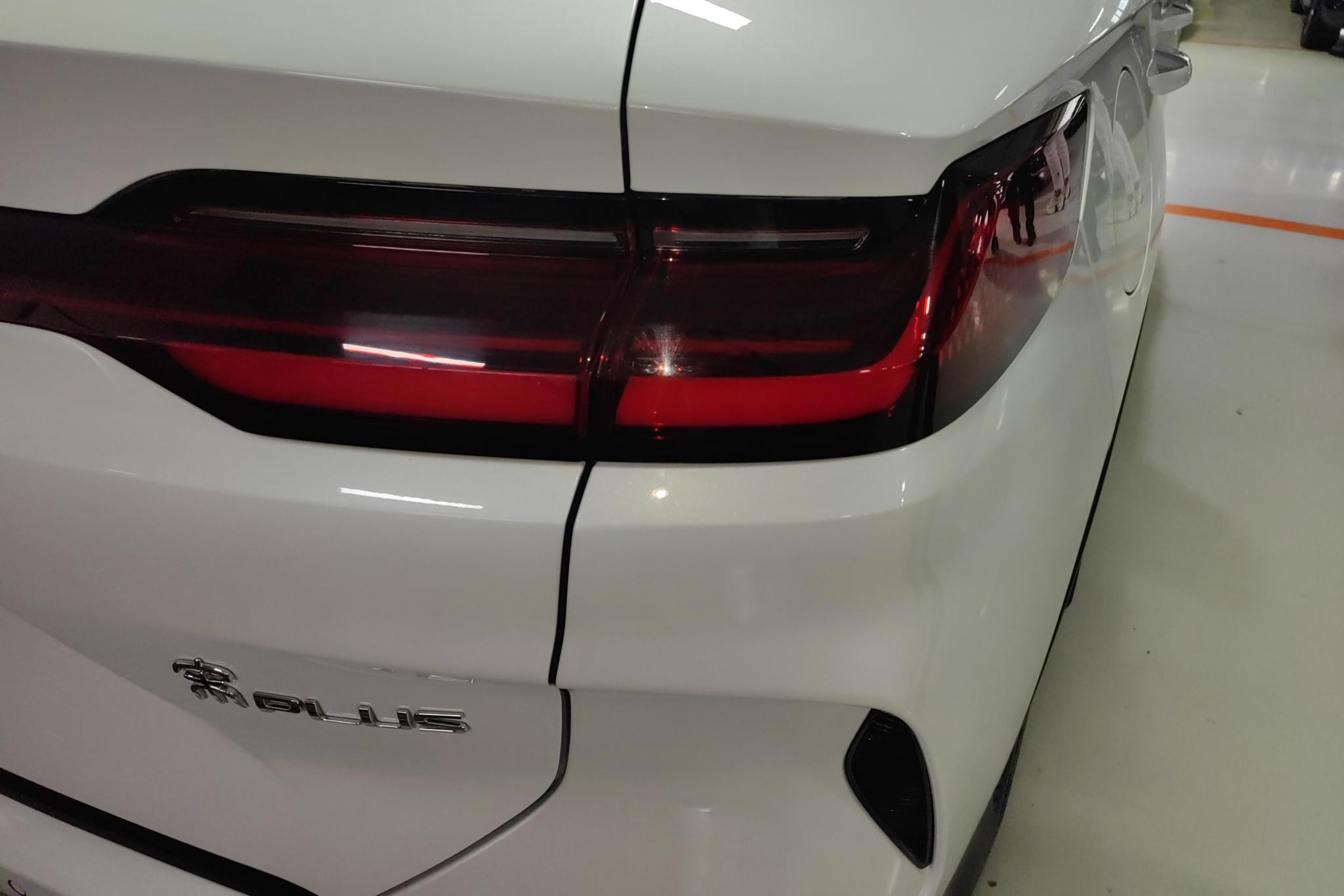 BYD Song Plus PLUS DM 2023 DM-i Champion 110KM Flagship