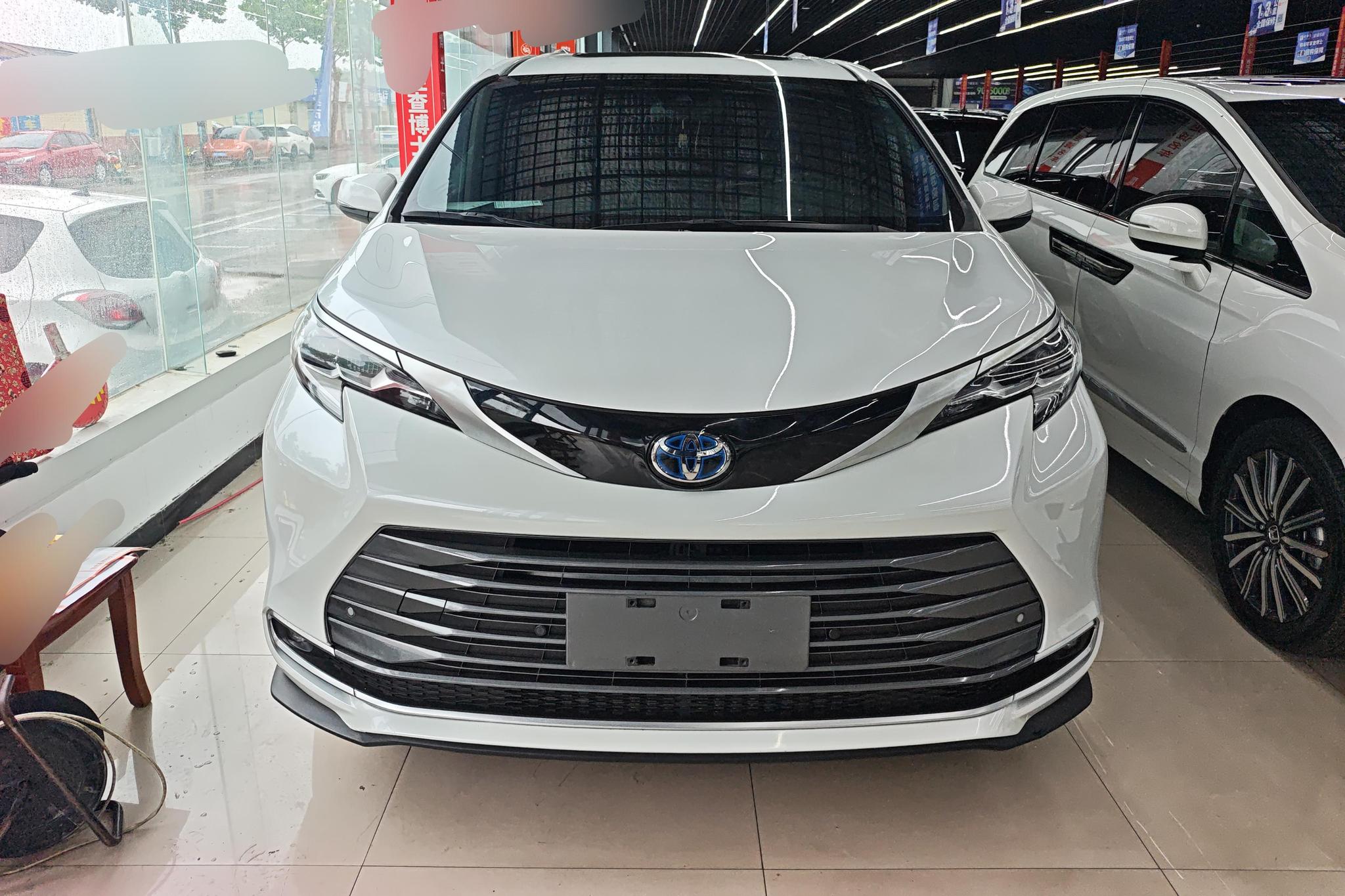 Toyota Sienna 2021 2.5L Luxury