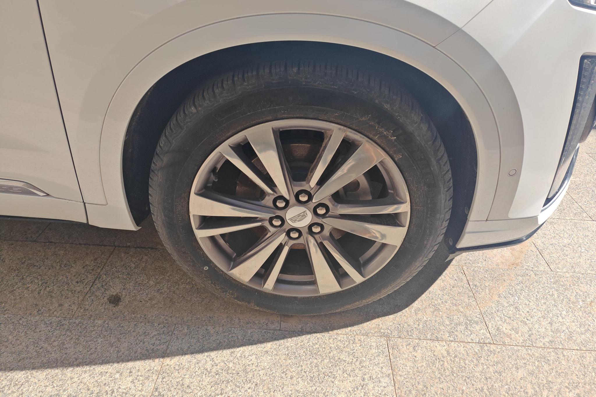 Cadillac XT6 2020 28T мест Luxury