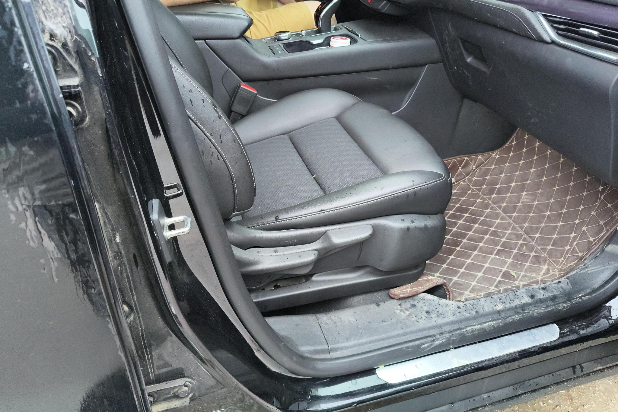 Cadillac XT4 2021 28T