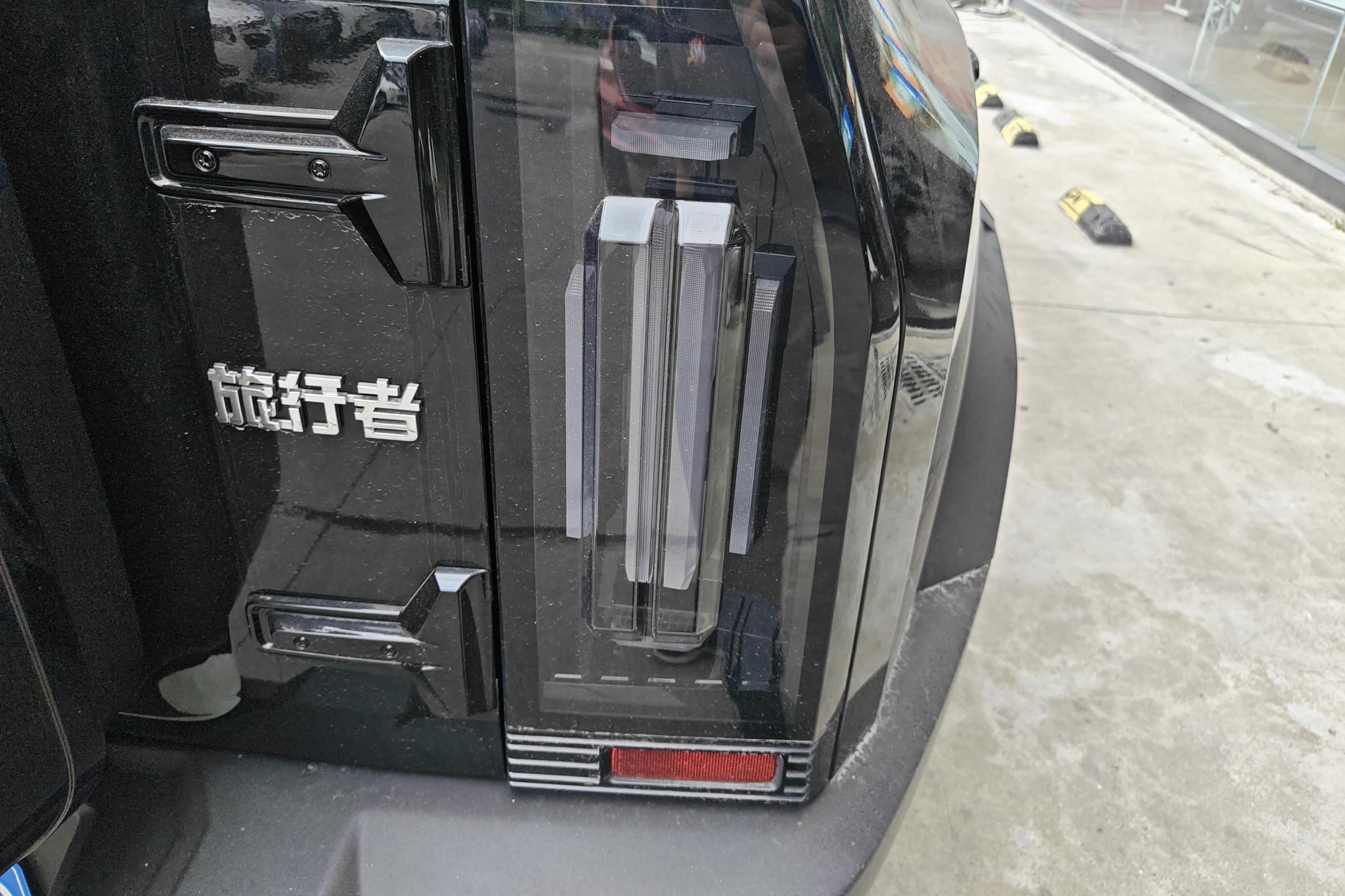 JETOUR Traveller 2023 1.5TD PRO