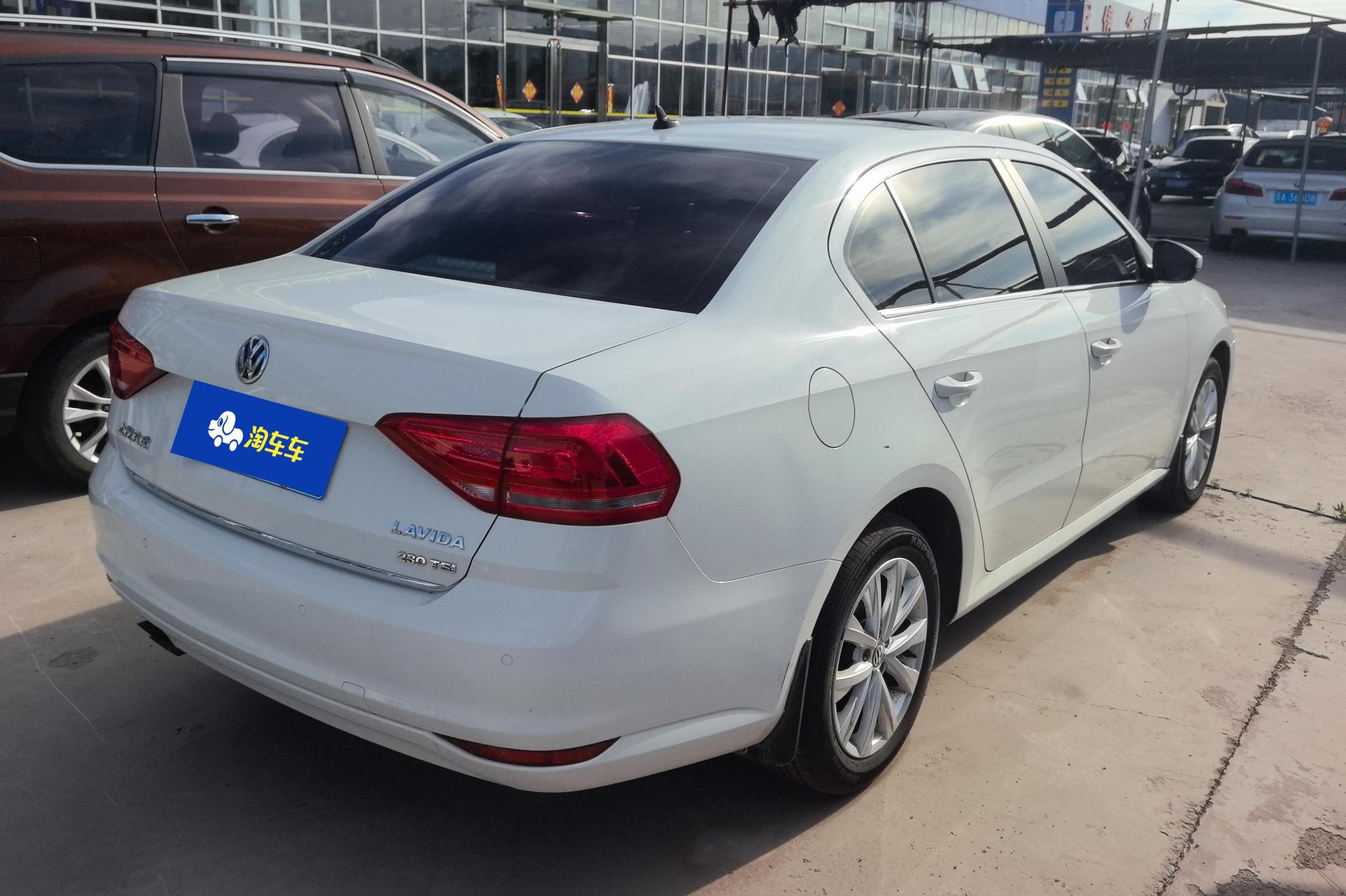 Volkswagen Lavida 2017 230TSI DSG Comfort