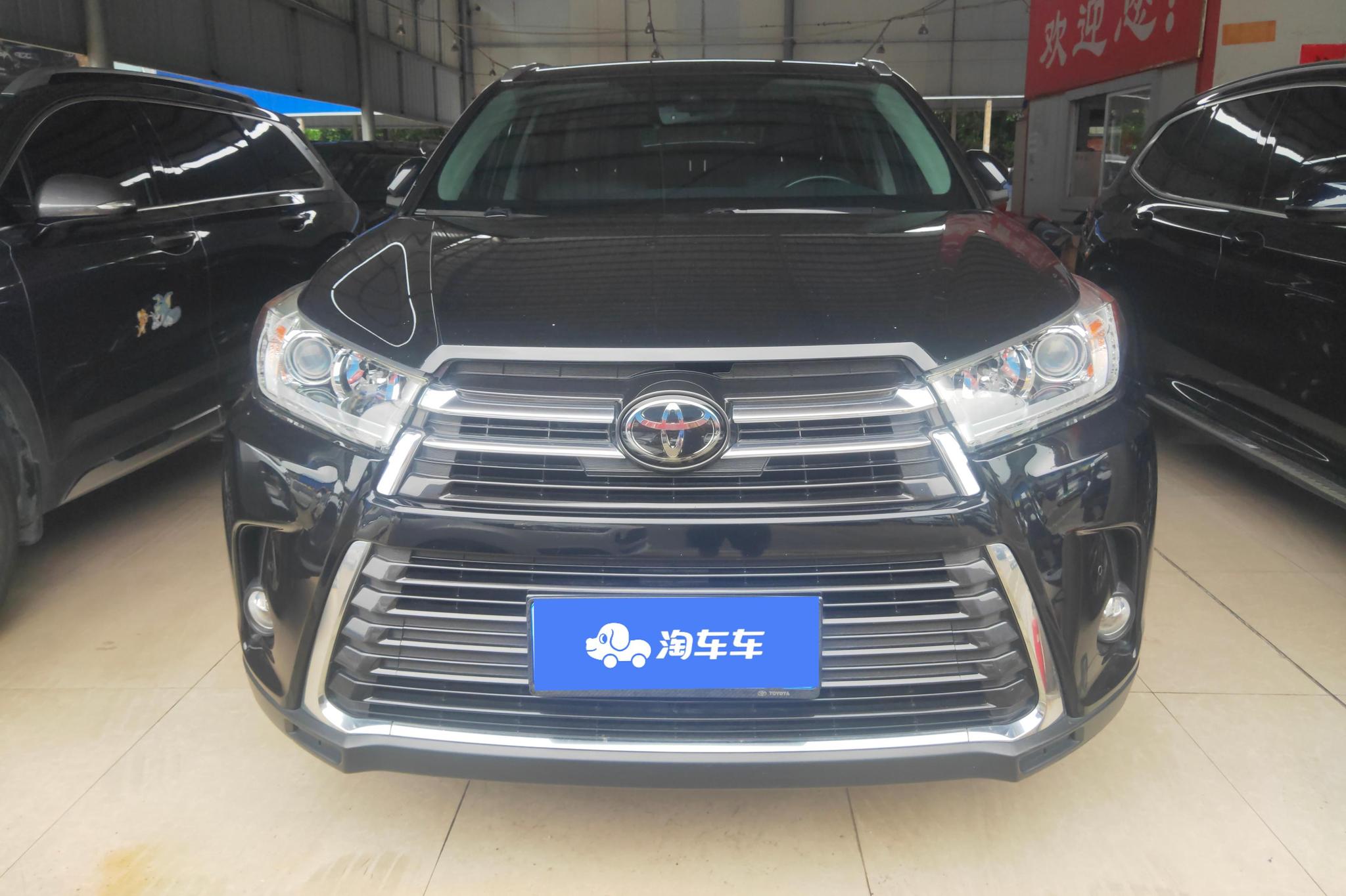 Toyota Highlander 2018 2.0T Luxury 7 мест V