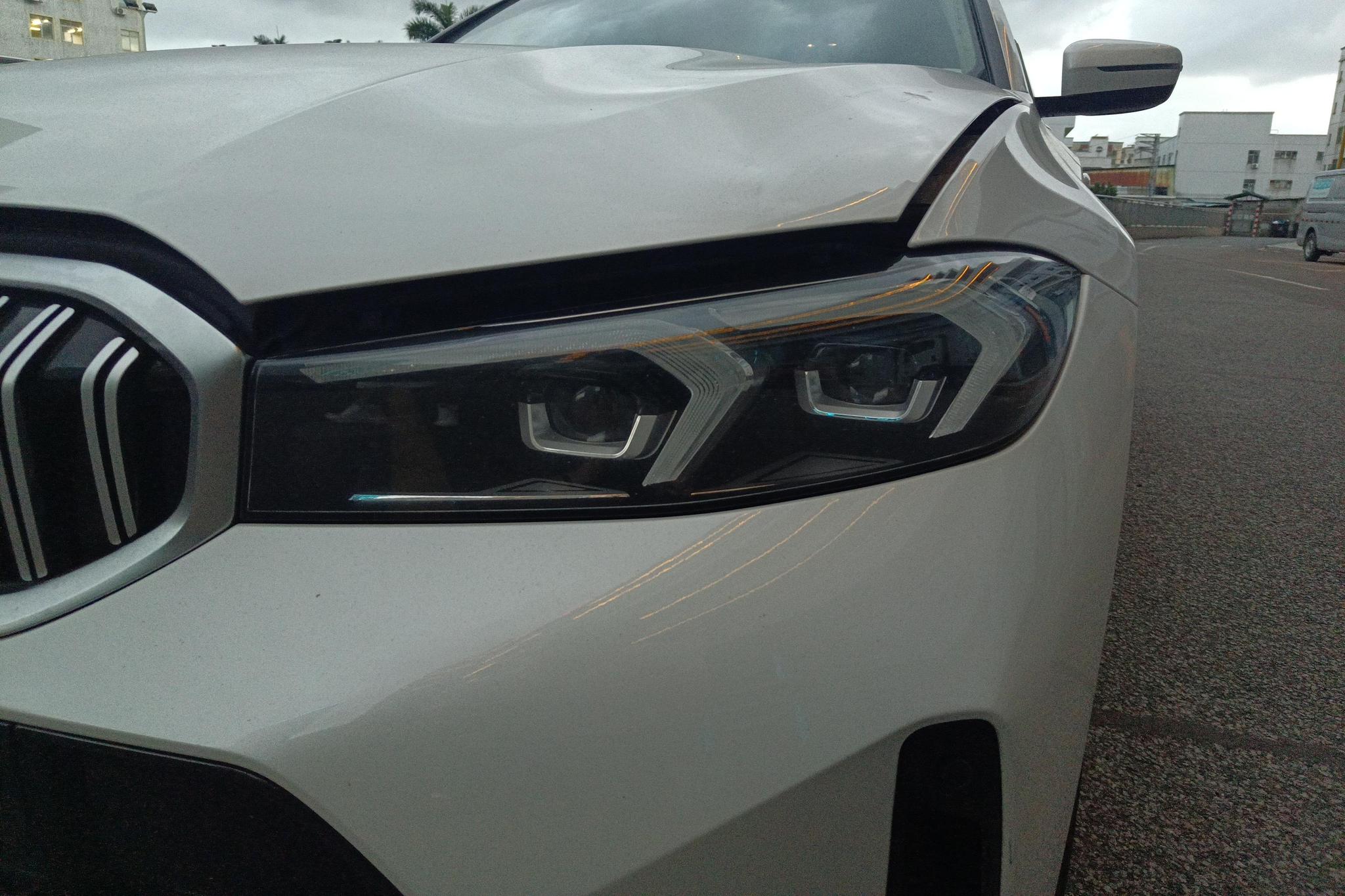 BMW 3 series 2022 Белый из Китая, фото 2