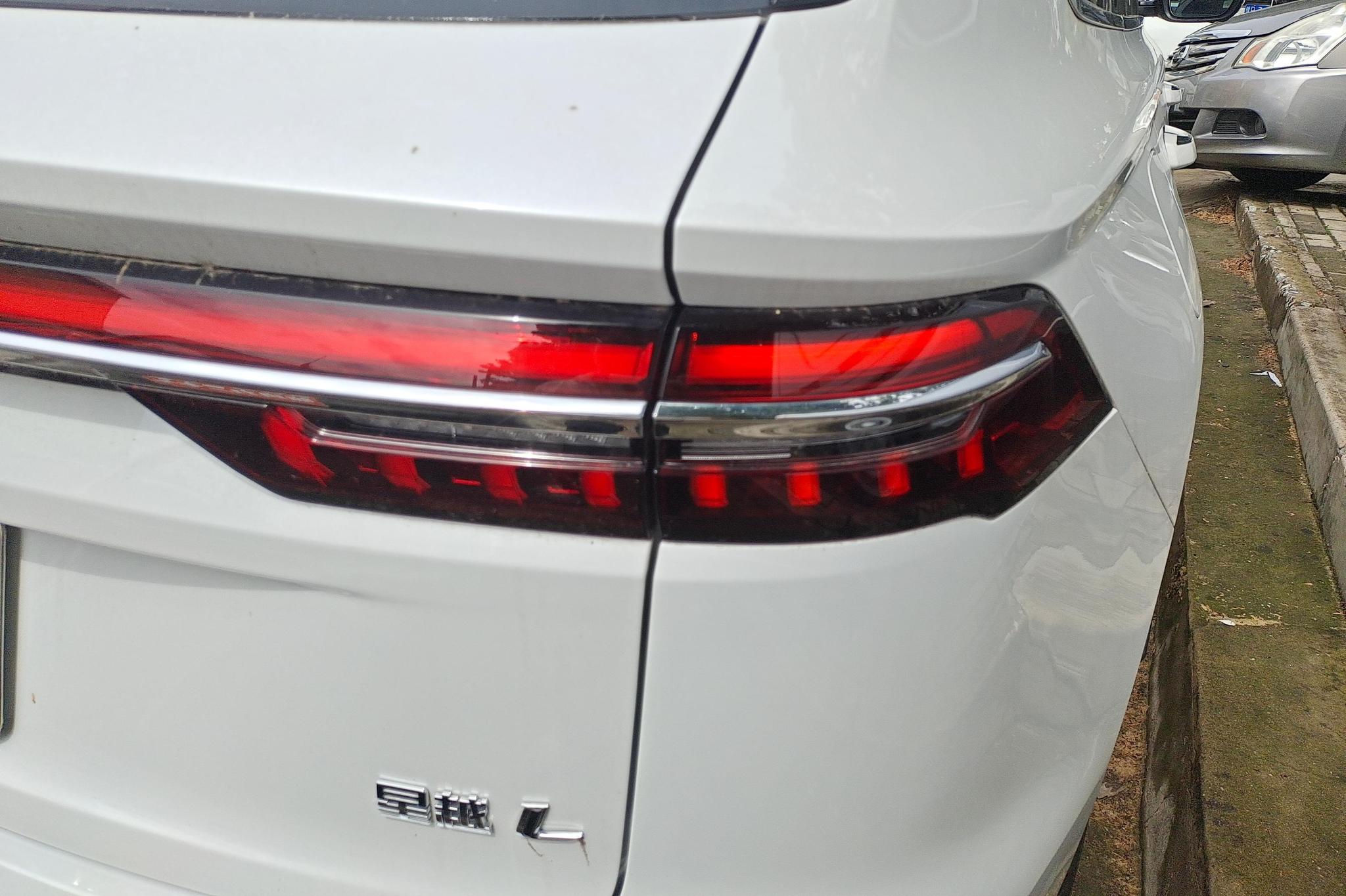 Geely Monjaro L 2024 2.0TD AT