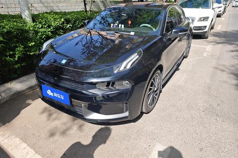 Lynk & Co 03