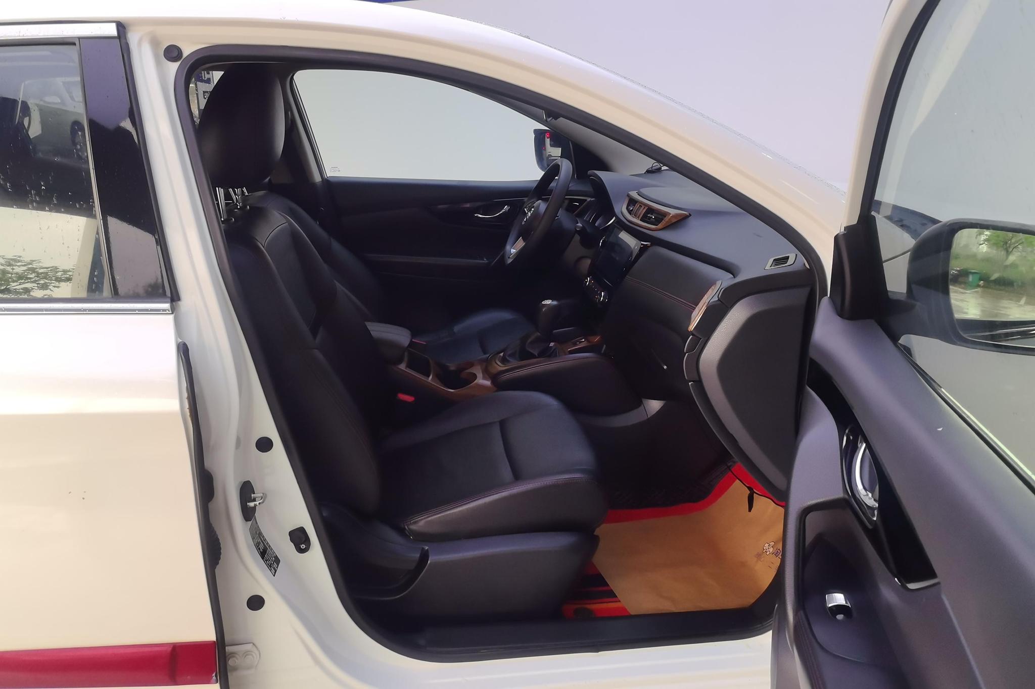 Nissan Qashqai 2019 2.0L CVT Smart