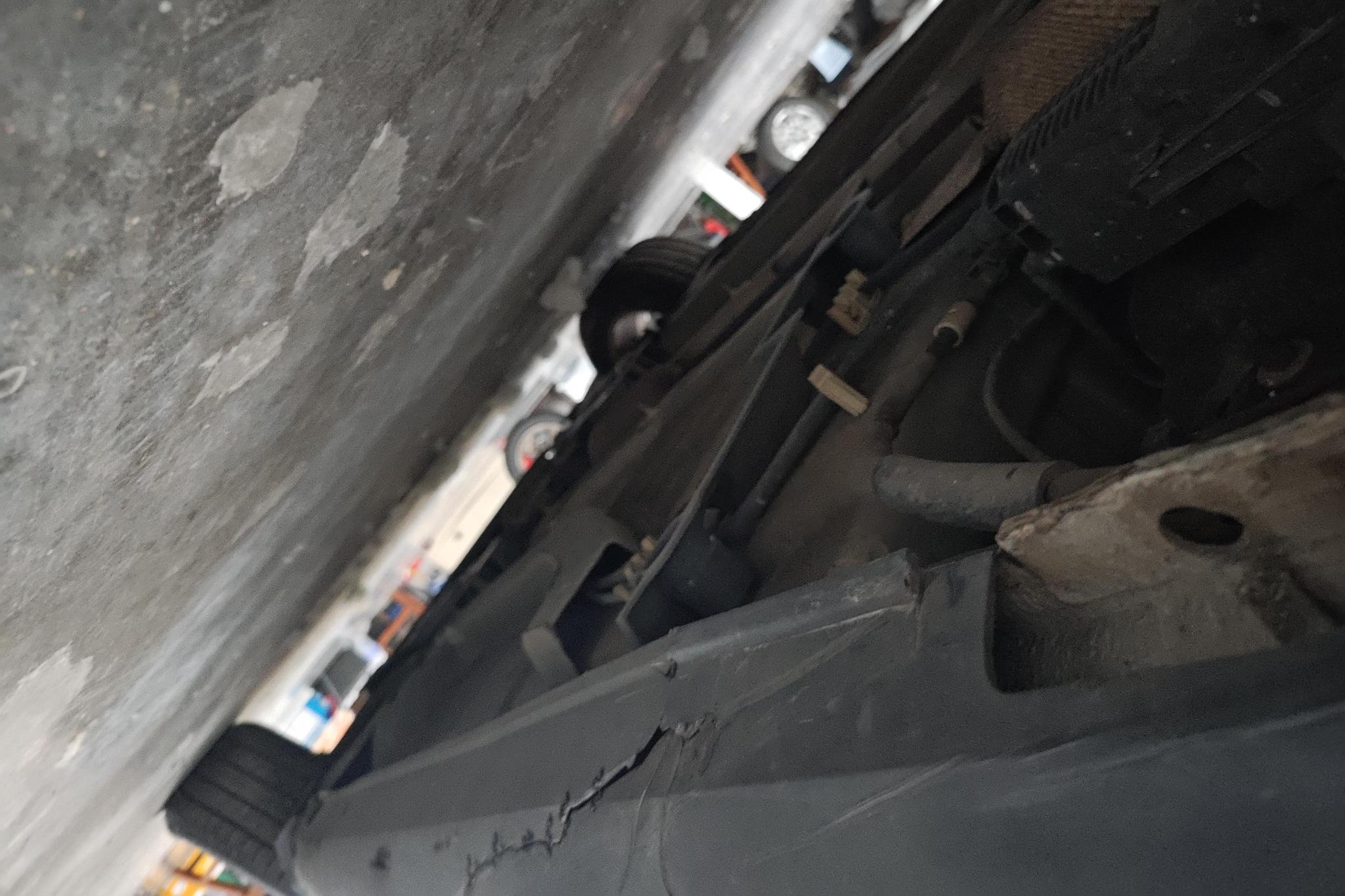 Peugeot 2008 2015 1.6L AT