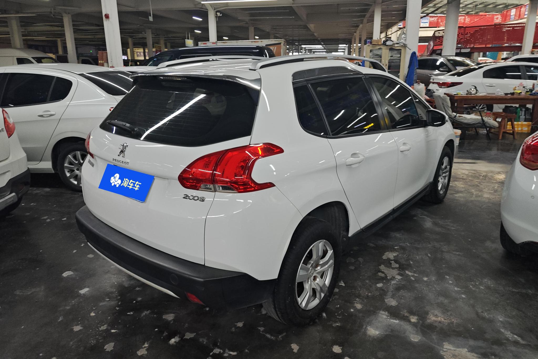 Peugeot 2008 2015 1.6L AT